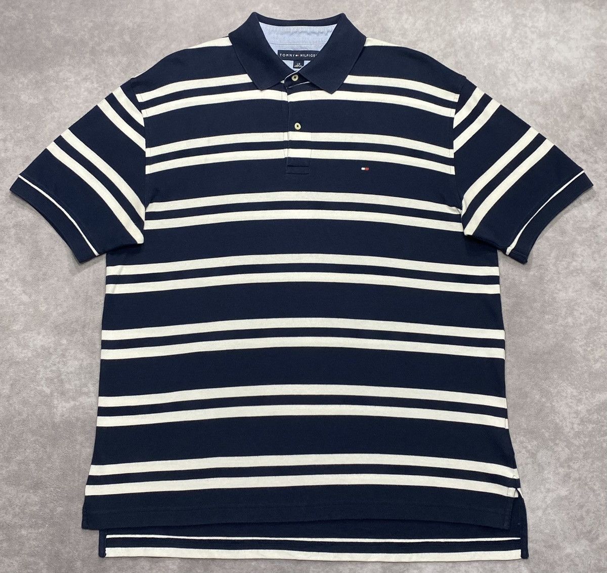 Tommy Hilfiger Vintage Tommy Hilfiger Navy/White Striped Polo Shirt Size US L / EU 52-54 / 3 - 1 Thumbnail