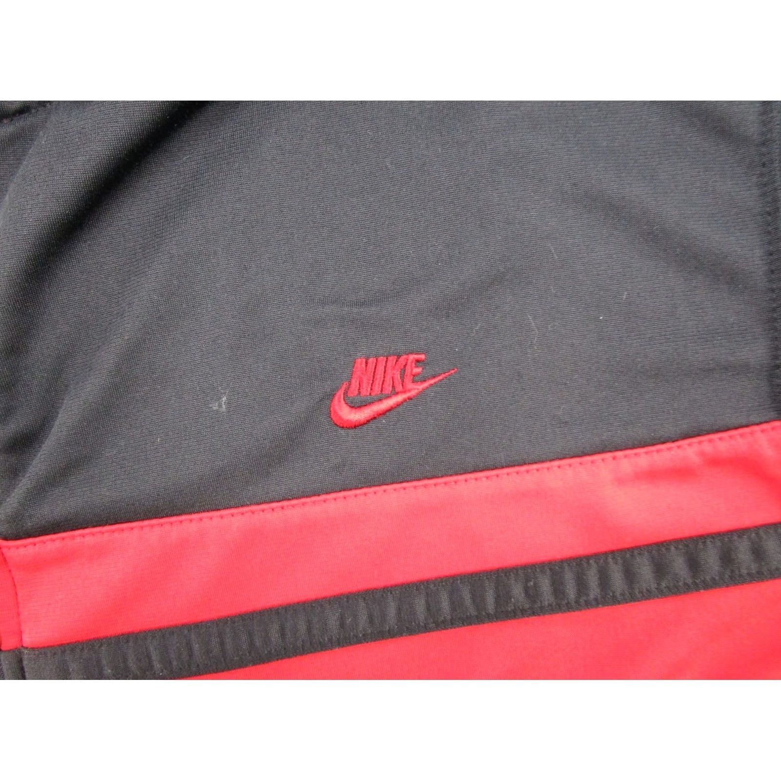 Nike VINTAGE Nike Black Red Full Zip Track Jacket Mens M Silver Tag Read Size US M / EU 48-50 / 2 - 3 Thumbnail