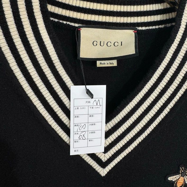 Gucci Gucci Little bee embroidered logo wool sweater 2502-Nextarr Size US M / EU 48-50 / 2 - 2 Thumbnail