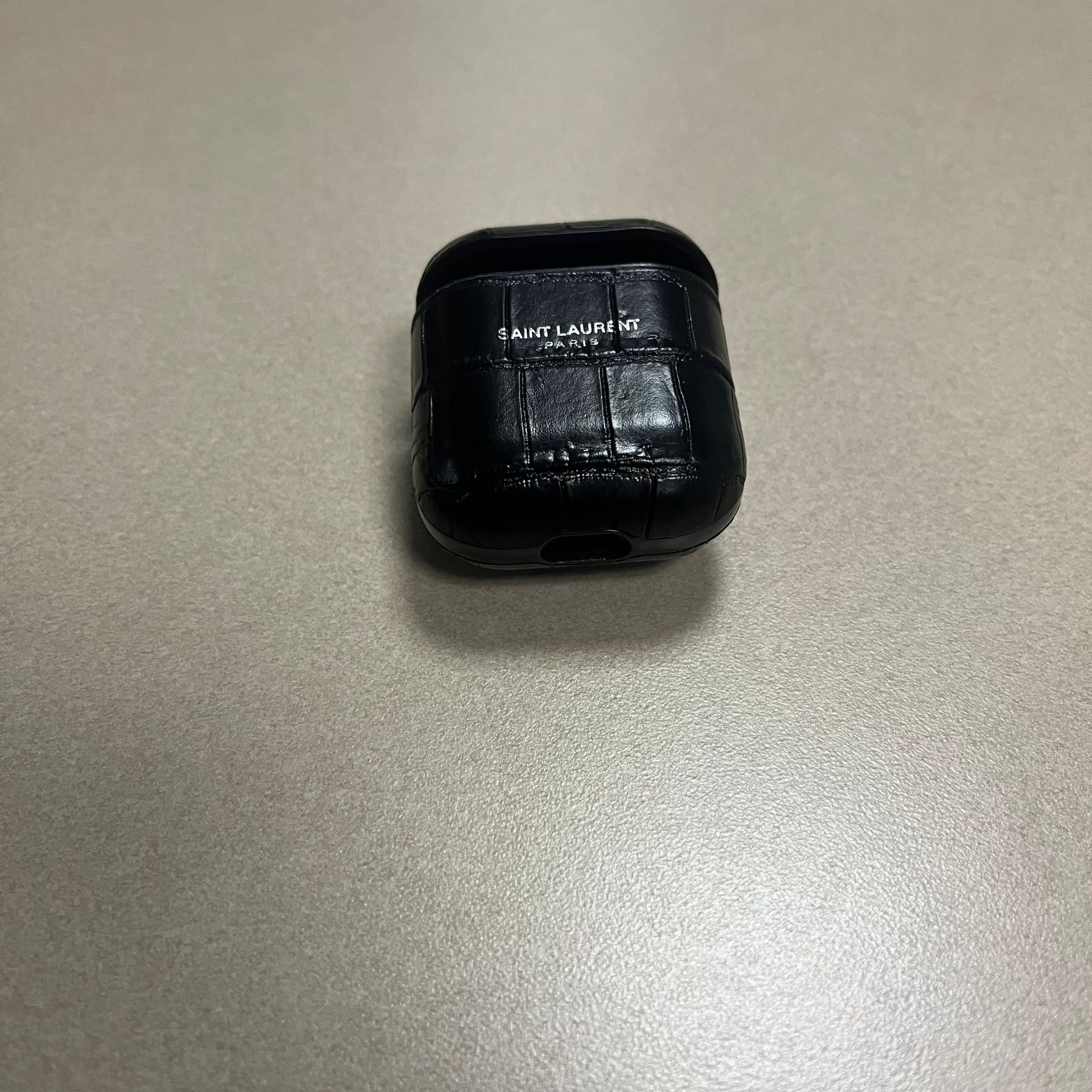 Saint Laurent Paris Airpods Croc Effect Case in Black Size ONE SIZE - 3 Thumbnail