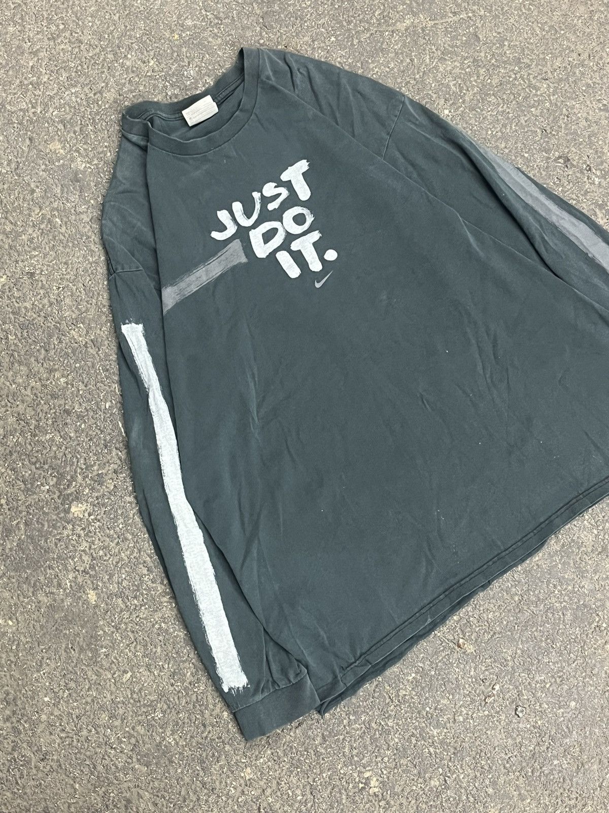 Nike × Vintage Nike vintage longsleeve tee streetwear hype skater rare y2k Size US XL / EU 56 / 4 - 2 Thumbnail