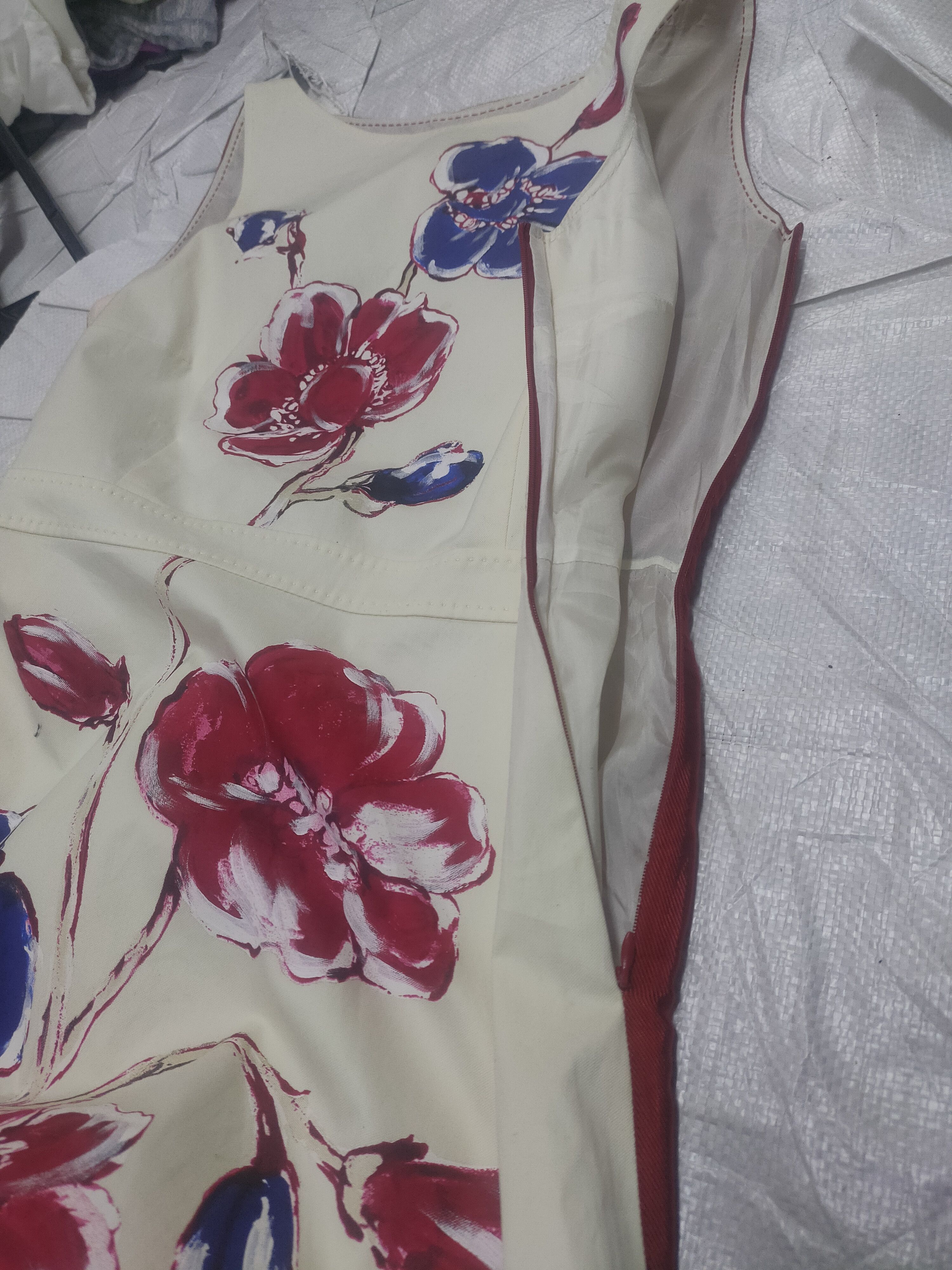 Moschino Moschino flower dresses Size M / US 6-8 / IT 42-44 - 5 Thumbnail