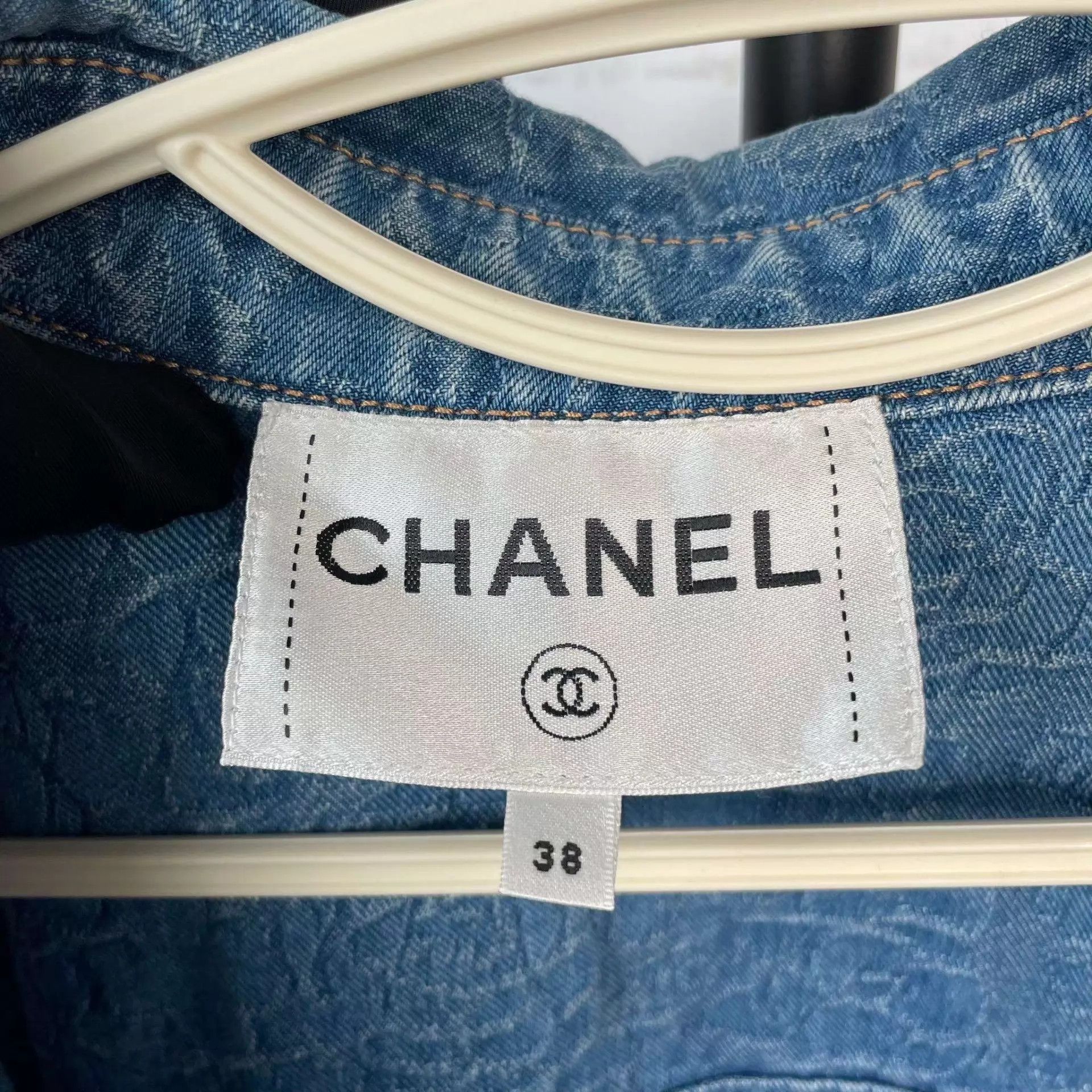 Chanel Chanel 23P Blue Camellia Denim Vest 38 Size S / US 4 / IT 40 - 5 Thumbnail