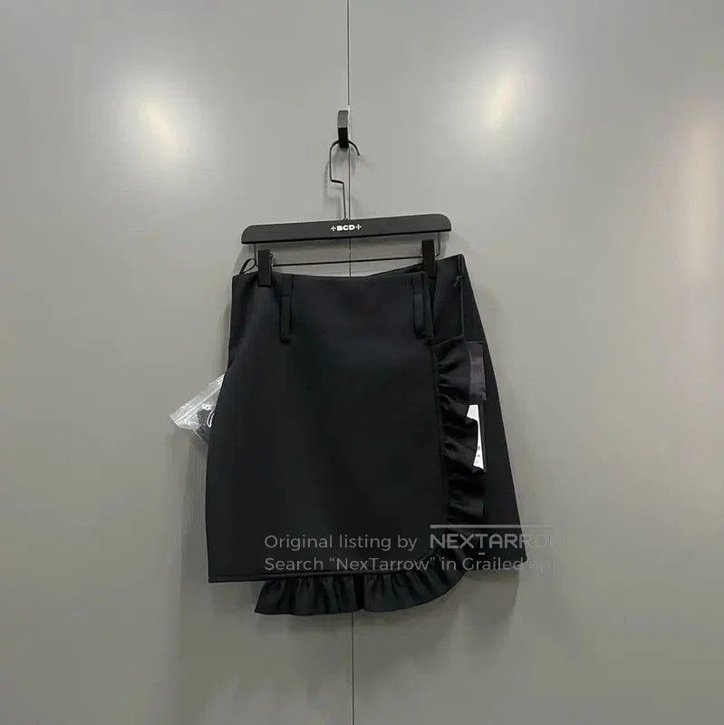 Louis Vuitton Valentino Size 28" / US 6 / IT 42 - 1 Thumbnail