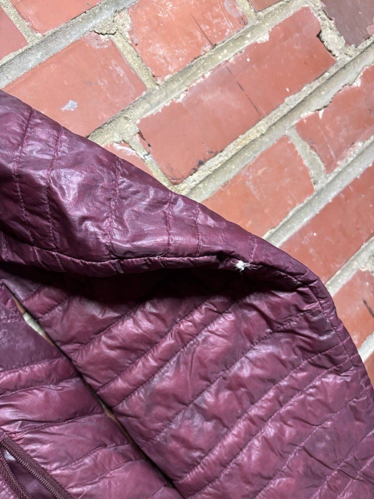 Patagonia Patagonia Packable Puffer Jacket Womens Small(?) With Flaws Size S / US 4 / IT 40 - 7 Thumbnail