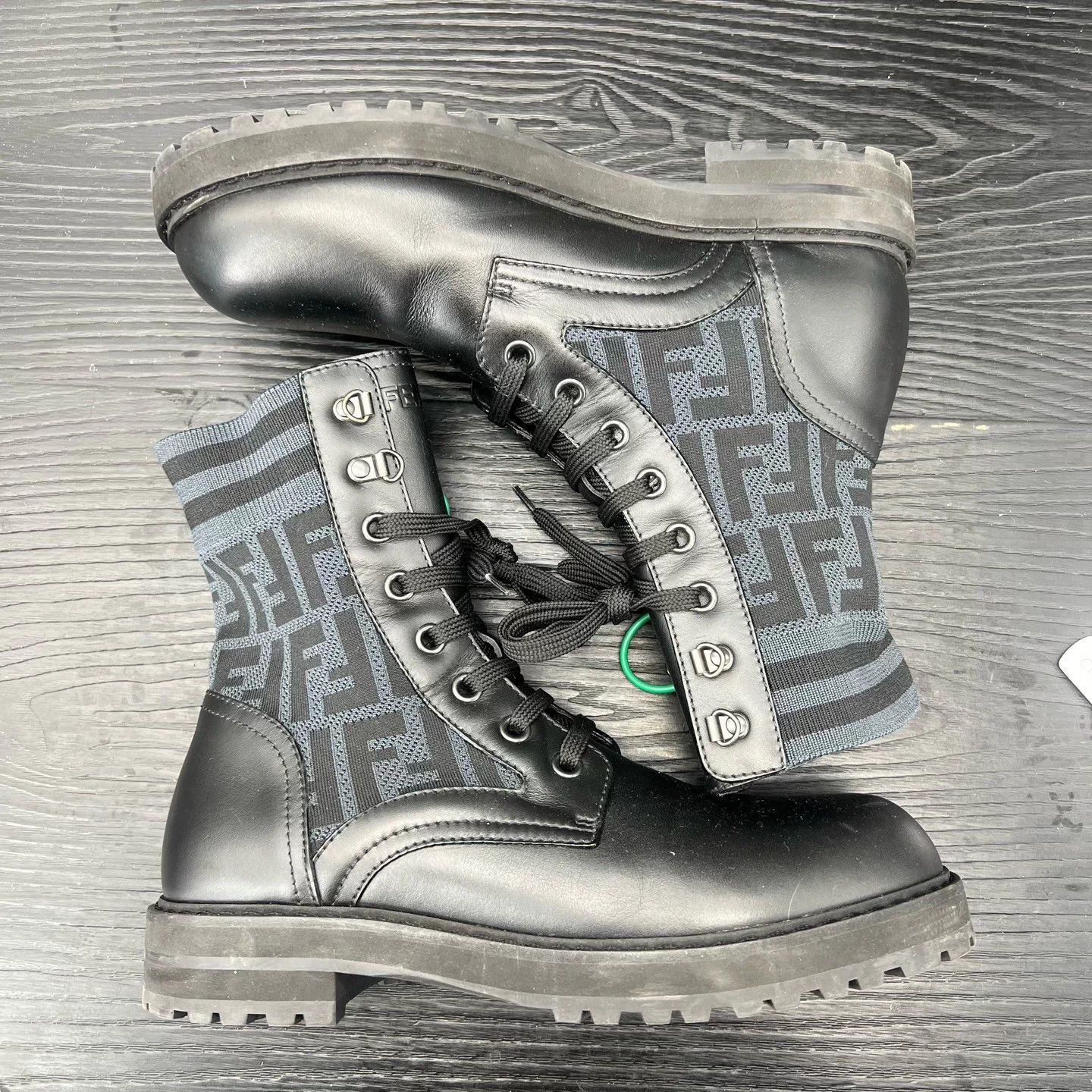Fendi Fendi Black & Gray Martin Boots 42 Near New Size US 9 / EU 42 - 4 Thumbnail