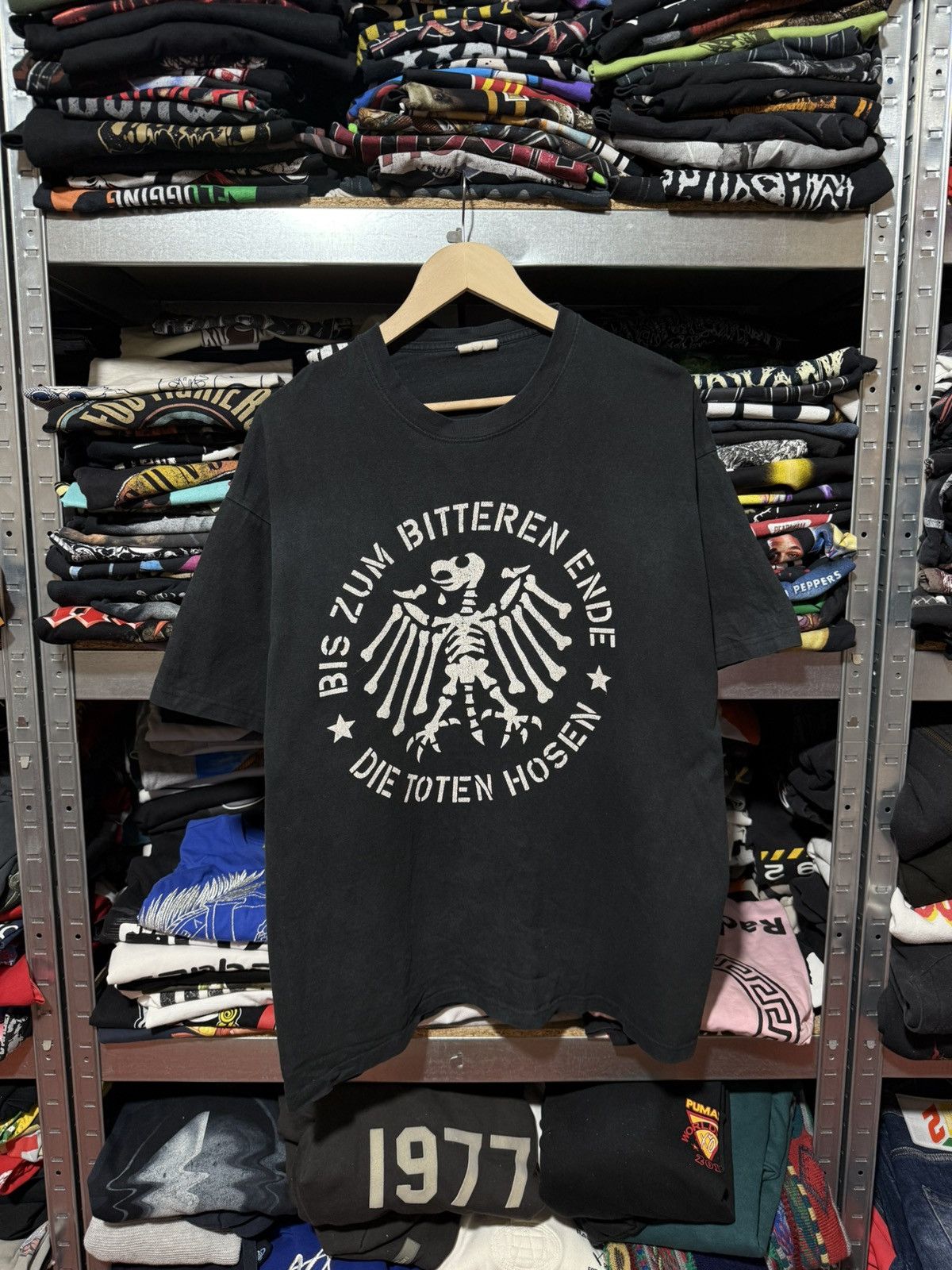 Band Tees Vintage 2000’s Die Toten Hosen Rock Band Retro T-Shirt Y2K Size US XL / EU 56 / 4 - 1 Thumbnail