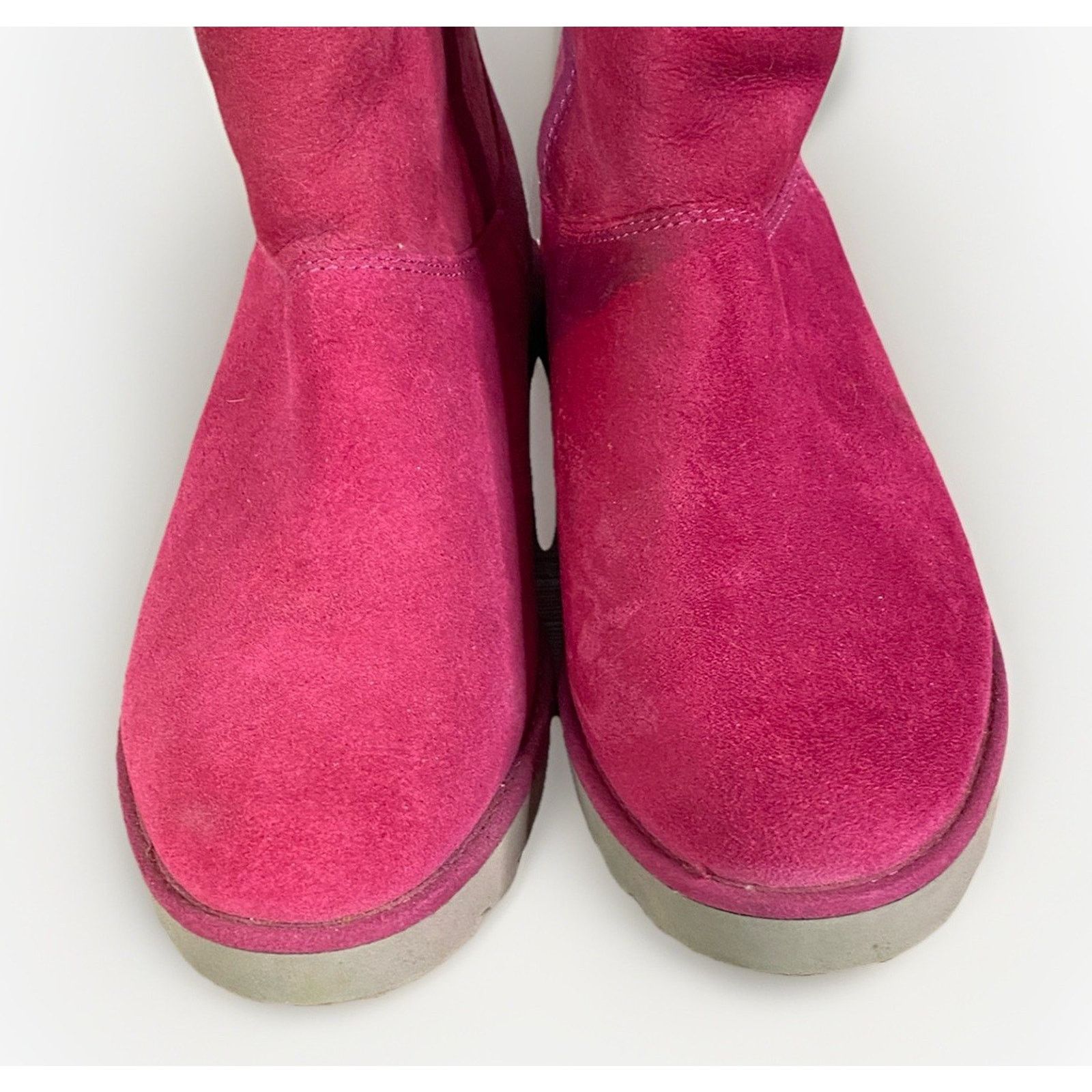 Ugg UGG Kristin Suede Shearling 1012497 WINE Wedge Boot Flawed Size US 6 / IT 36 - 4 Thumbnail