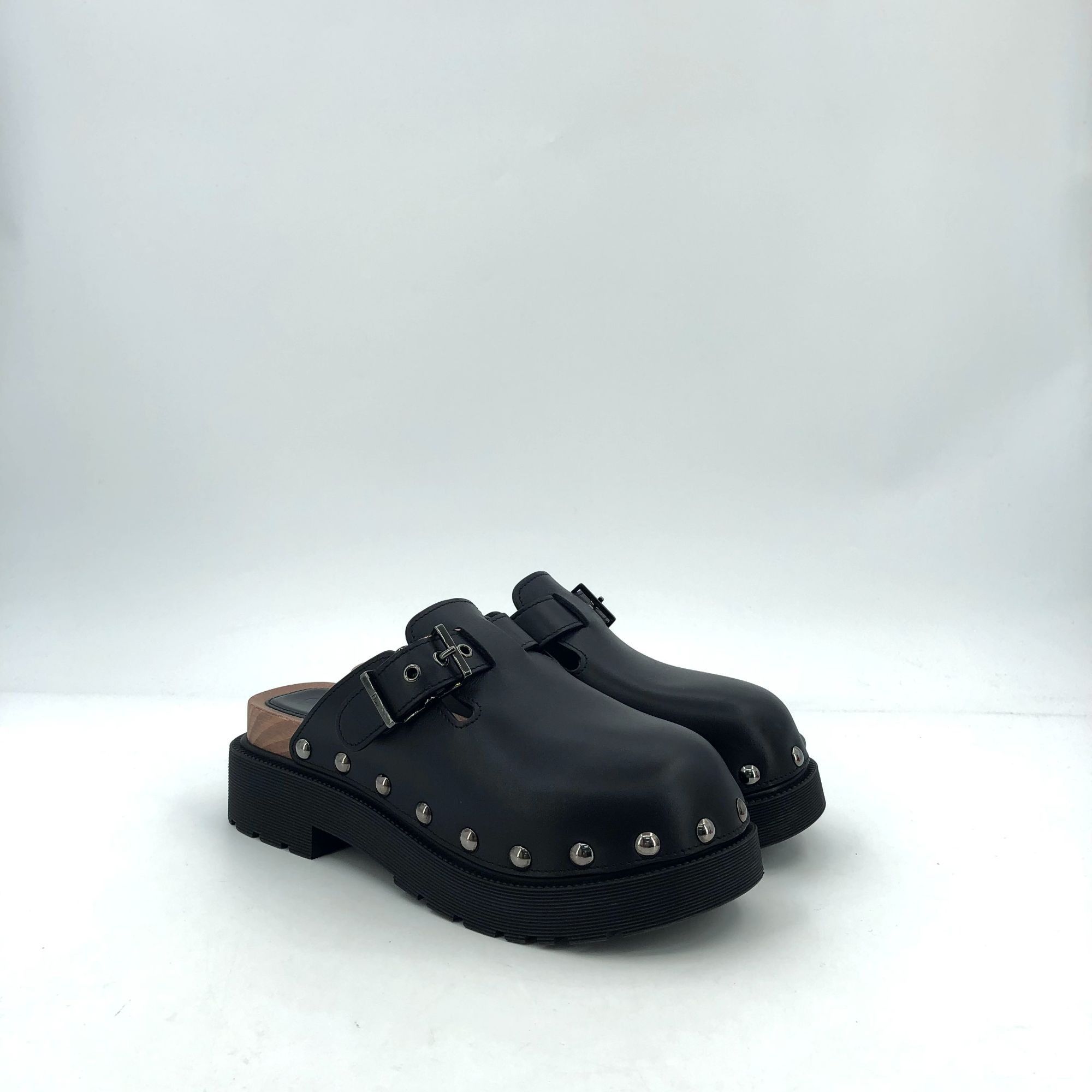 Dior Christian Dior Quake 36 Black Leather Riveted Round-Toe Thic Size US 6 / IT 36 - 1 Thumbnail