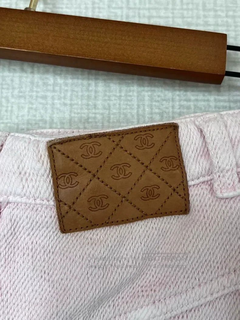 Chanel Chanel Pink old shorts Size 42" / US 20 - 4 Thumbnail