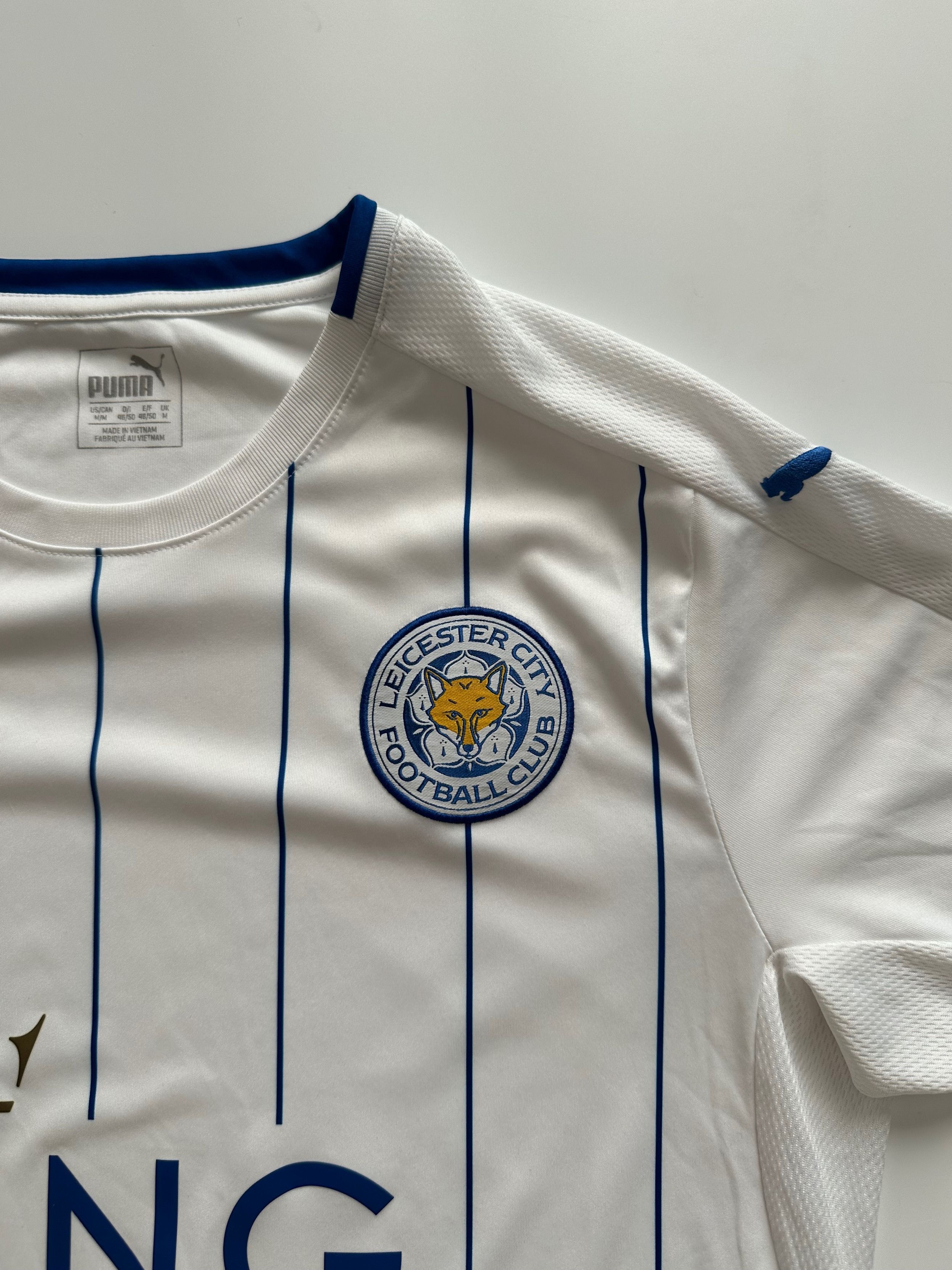 Puma 2016 Leicester City Puma Football Shirt Soccer Size US M / EU 48-50 / 2 - 4 Thumbnail