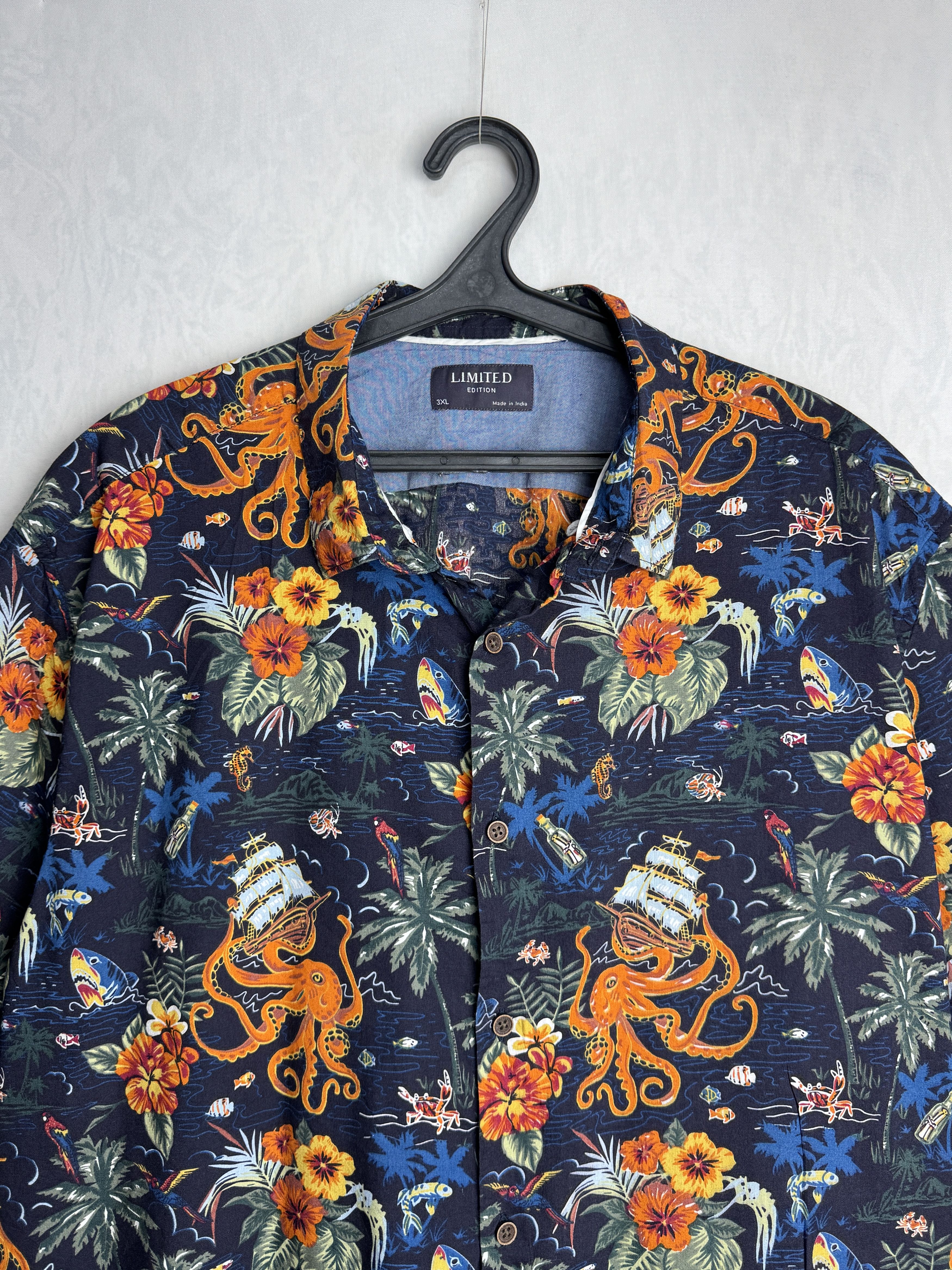 Other LIMITED EDITION men’s Hawaiian cotton button down shirt Size US XXL / EU 58 / 5 - 2 Thumbnail