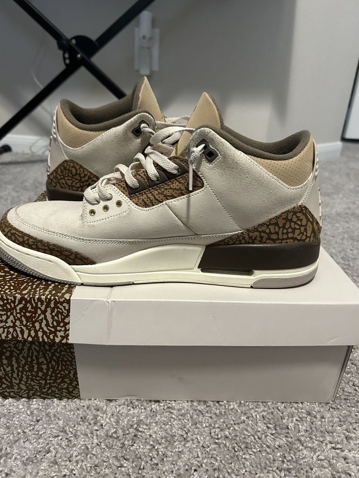 Jordan Brand × Nike Jordan 3 palomino Size US 13 / EU 46 - 5 Thumbnail