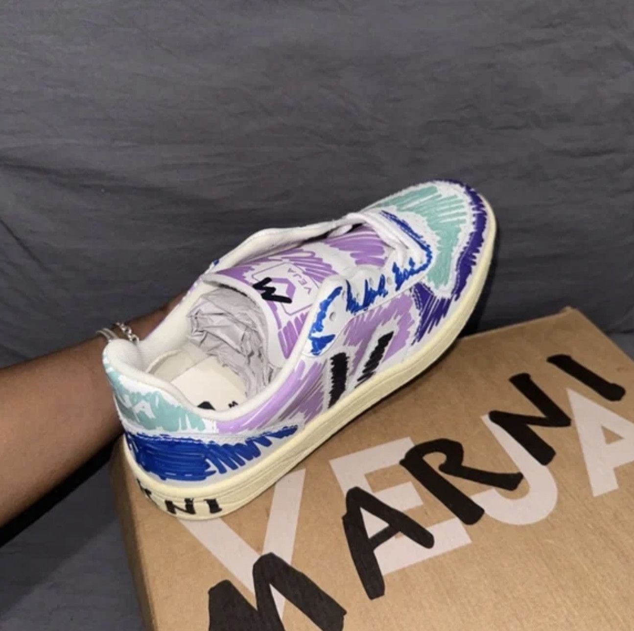 Marni × Veja Veja x Marni Collaboration Size US 6 / IT 36 - 4 Thumbnail