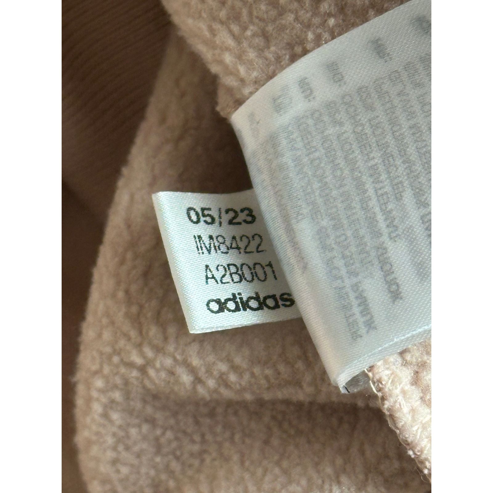 Adidas Adidas Basketball Beige Crewneck - Size M - New IM8422 Size US M / EU 48-50 / 2 - 8 Thumbnail