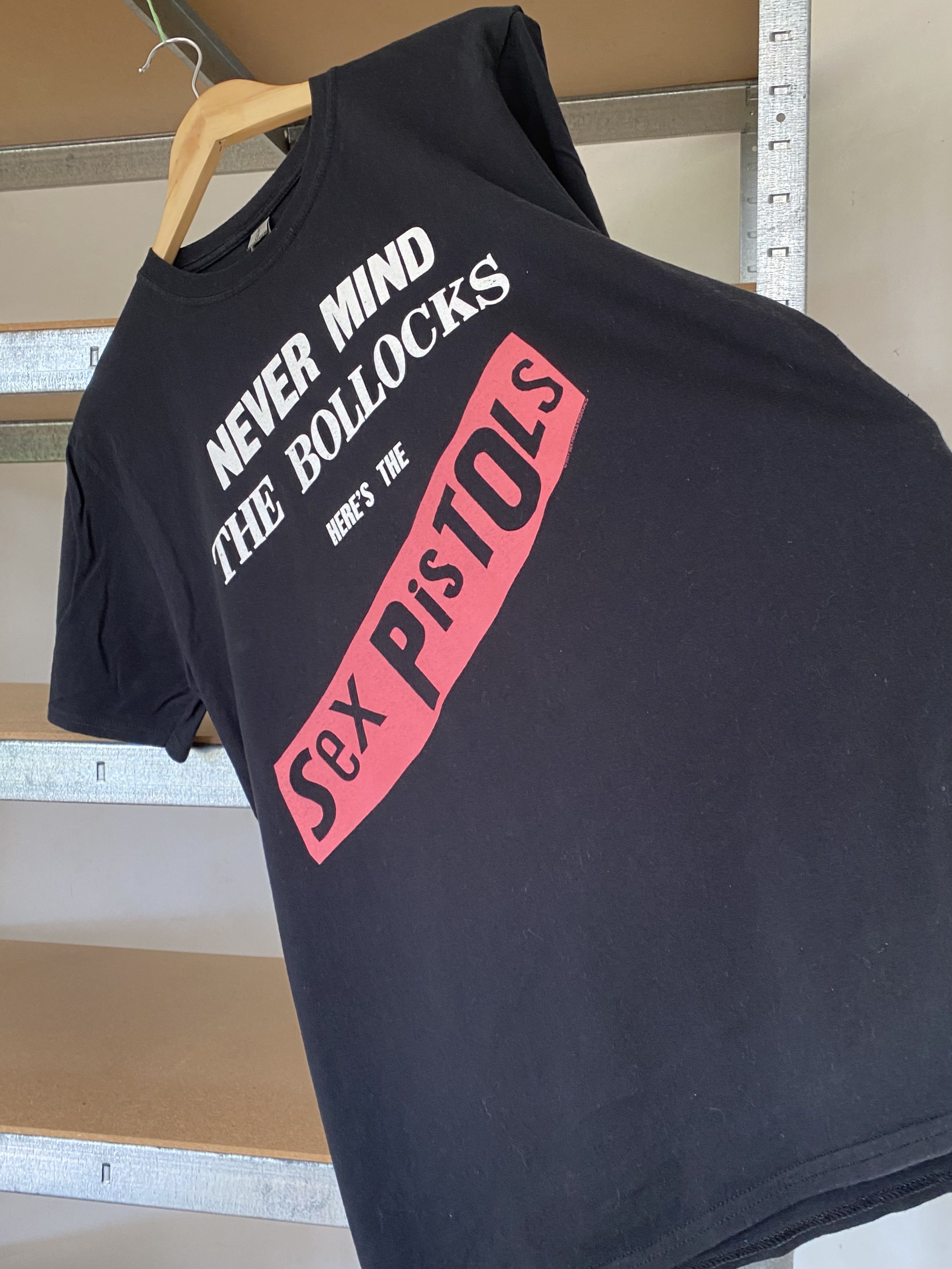 Band Tees × Vintage Vintage 2017 Sex Pistols Never Mind Rock Band T-shirt Size US L / EU 52-54 / 3 - 7 Thumbnail