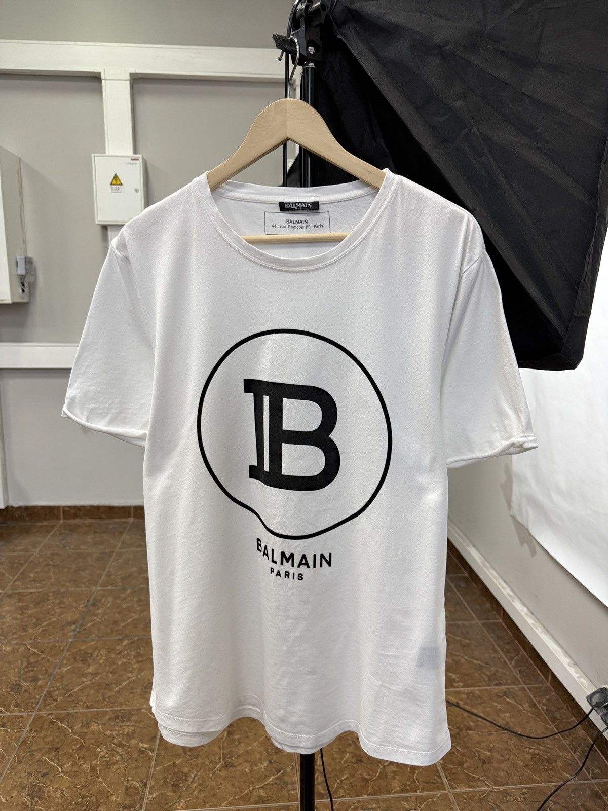 Balmain 🇫🇷 Balmain Paris Luxury T-Shirt Made in France Rare Retro Y2 Size US XL / EU 56 / 4 - 1 Thumbnail