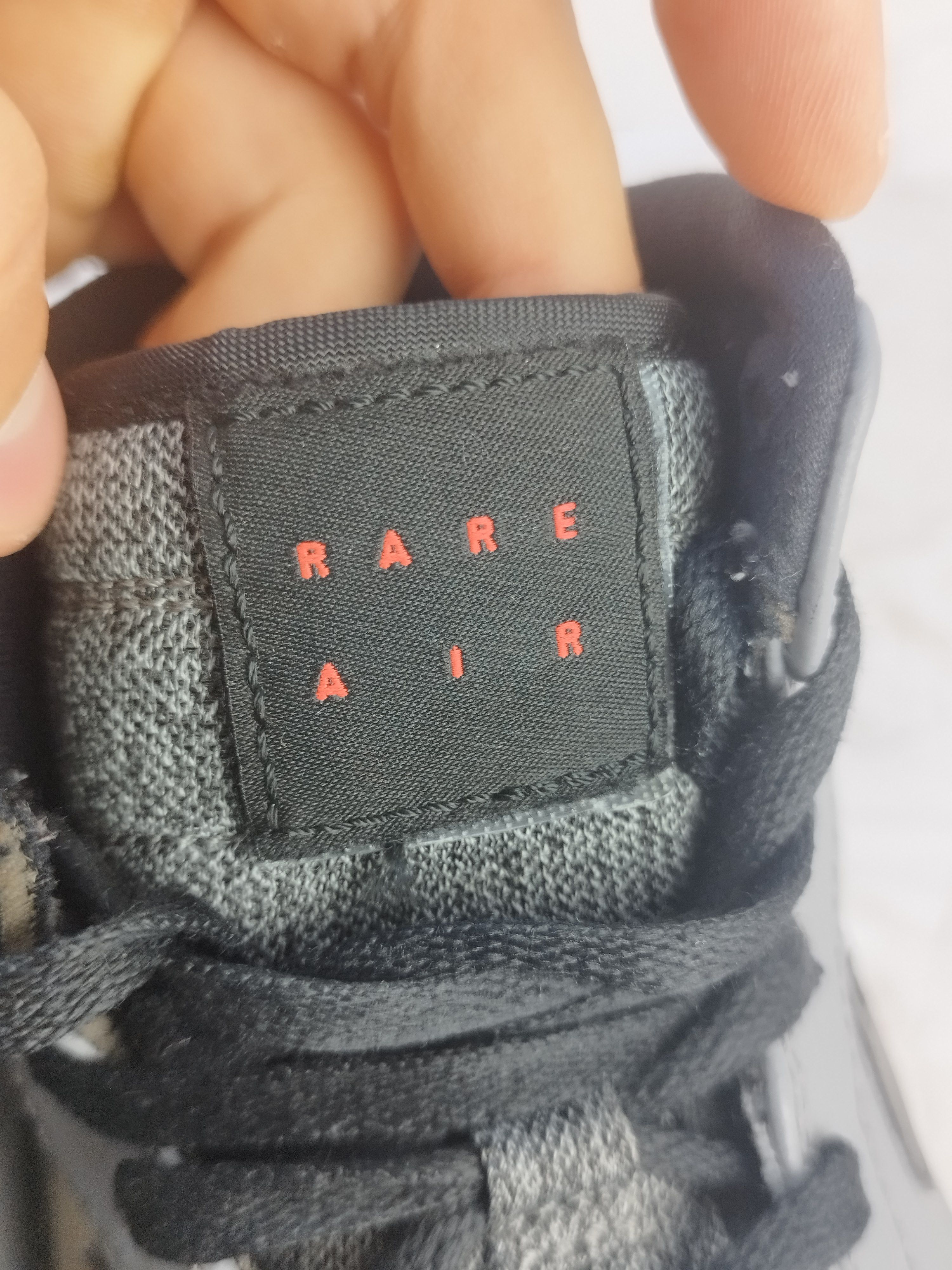 Jordan Brand Nike Jordan 1 retro High 2015 'Rare Air' gray Size US 8.5 / EU 41-42 - 11 Thumbnail