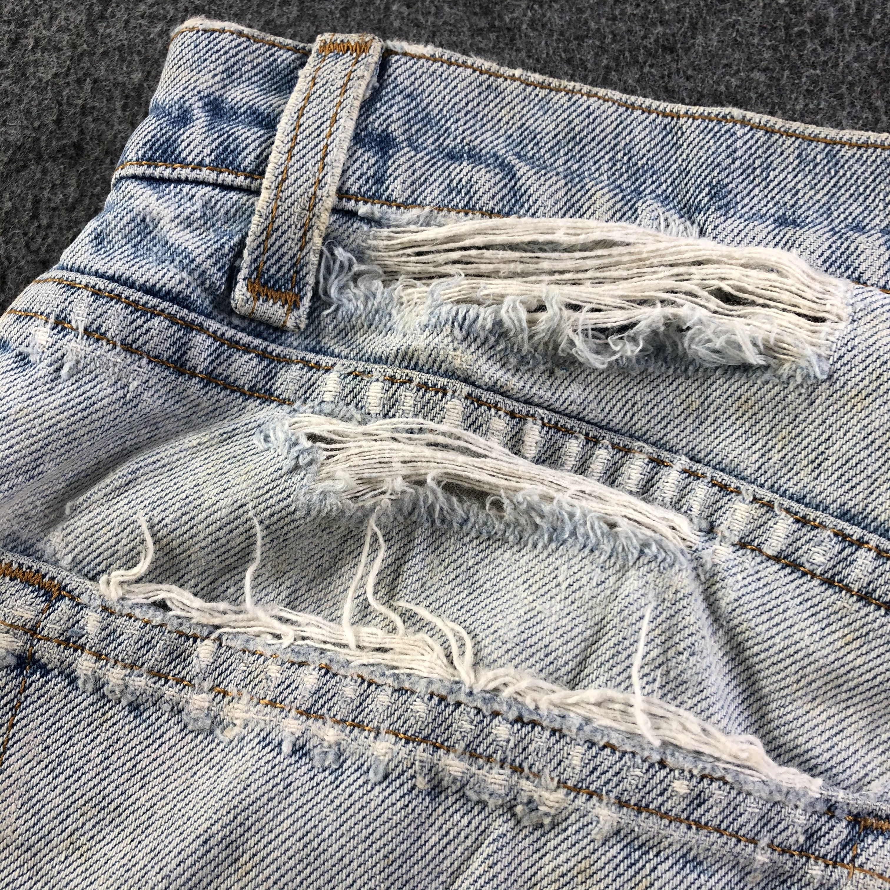 Levi's Vintage Light Wash Levis 505 Jeans-J3357 Size US 34 / EU 50 - 8 Thumbnail