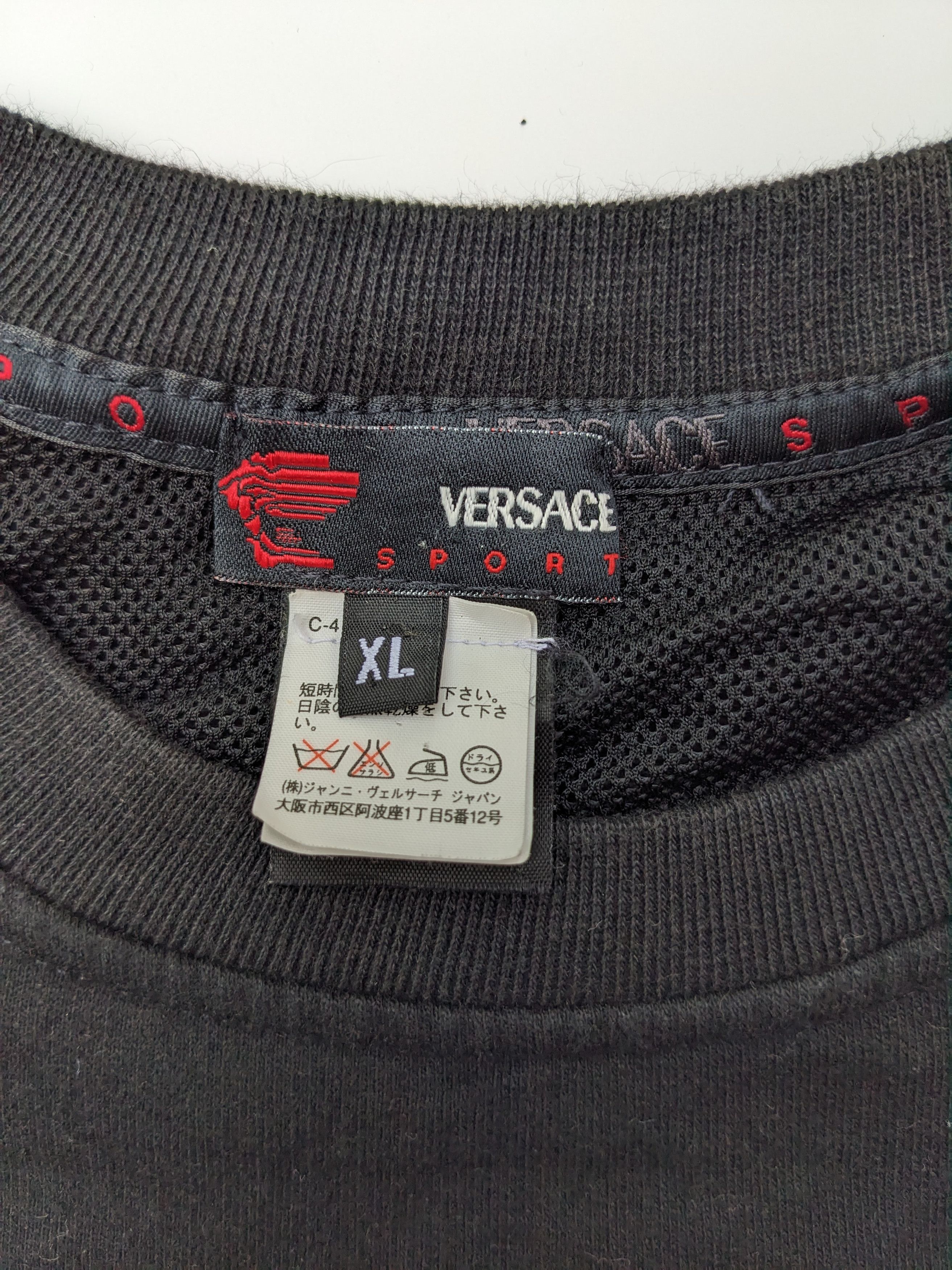 Versace Versace Sport plain pocket tee Size US XL / EU 56 / 4 - 4 Thumbnail