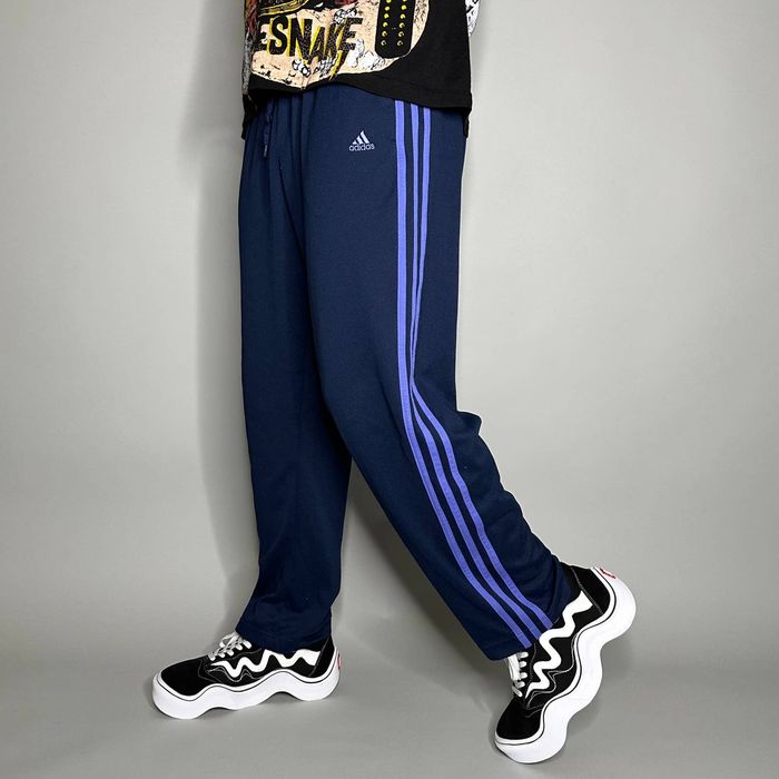 Adidas vintage online sweatpants