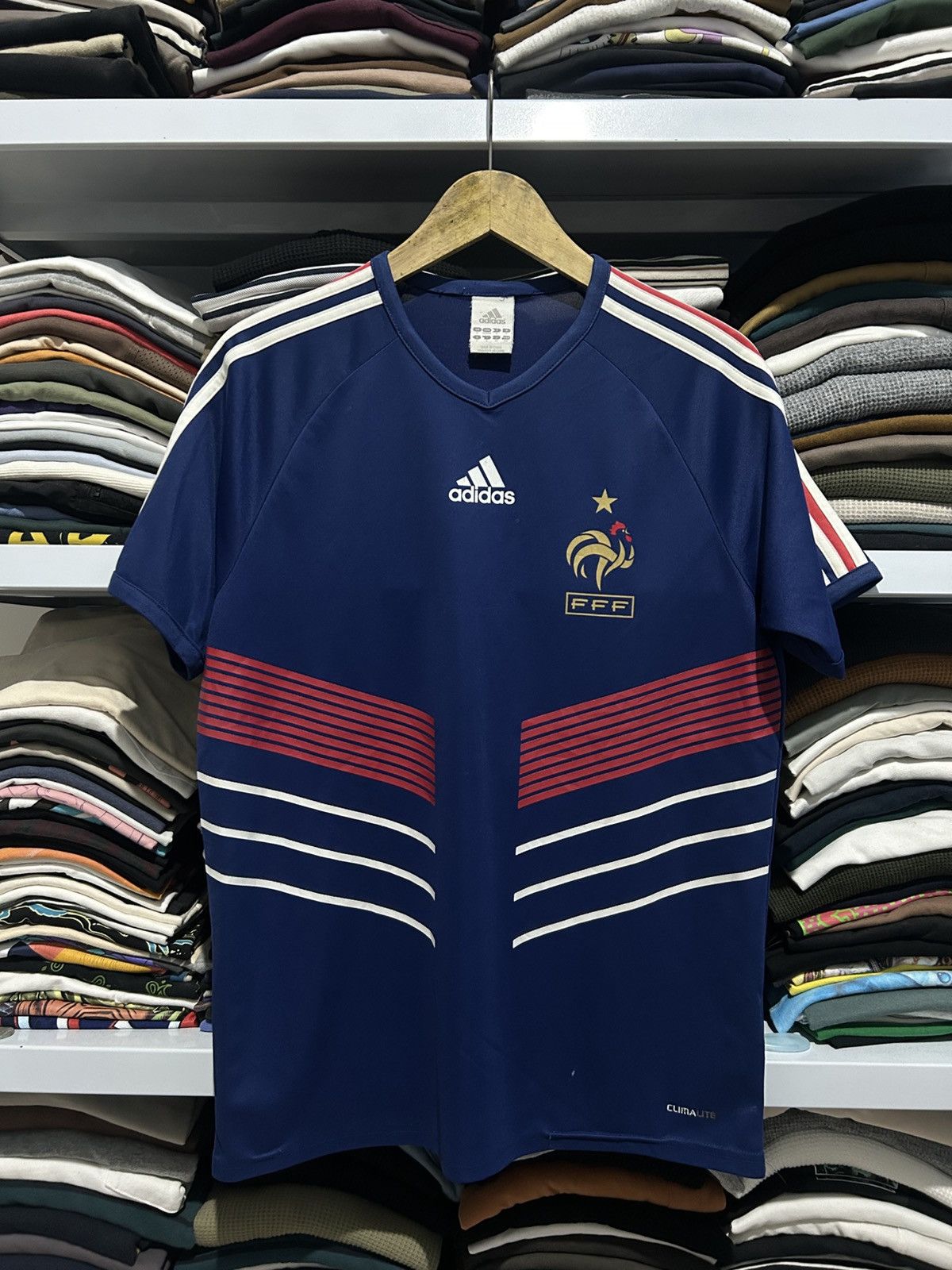 Adidas Vintage adidas France 2009-2010 Home Soccer Size US M / EU 48-50 / 2 - 1 Thumbnail