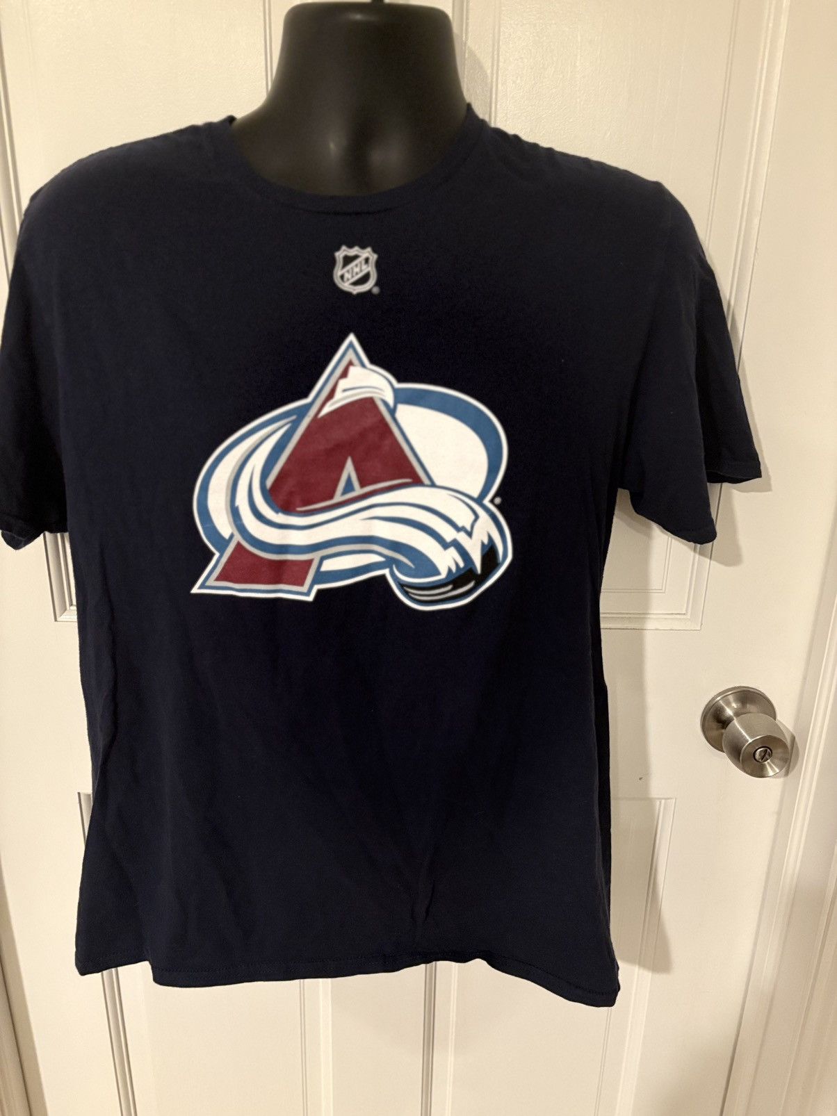 Other Colorado Avalanche #29 Nathan Mackinnon Men’s large t shirt Size US L / EU 52-54 / 3 - 6 Thumbnail