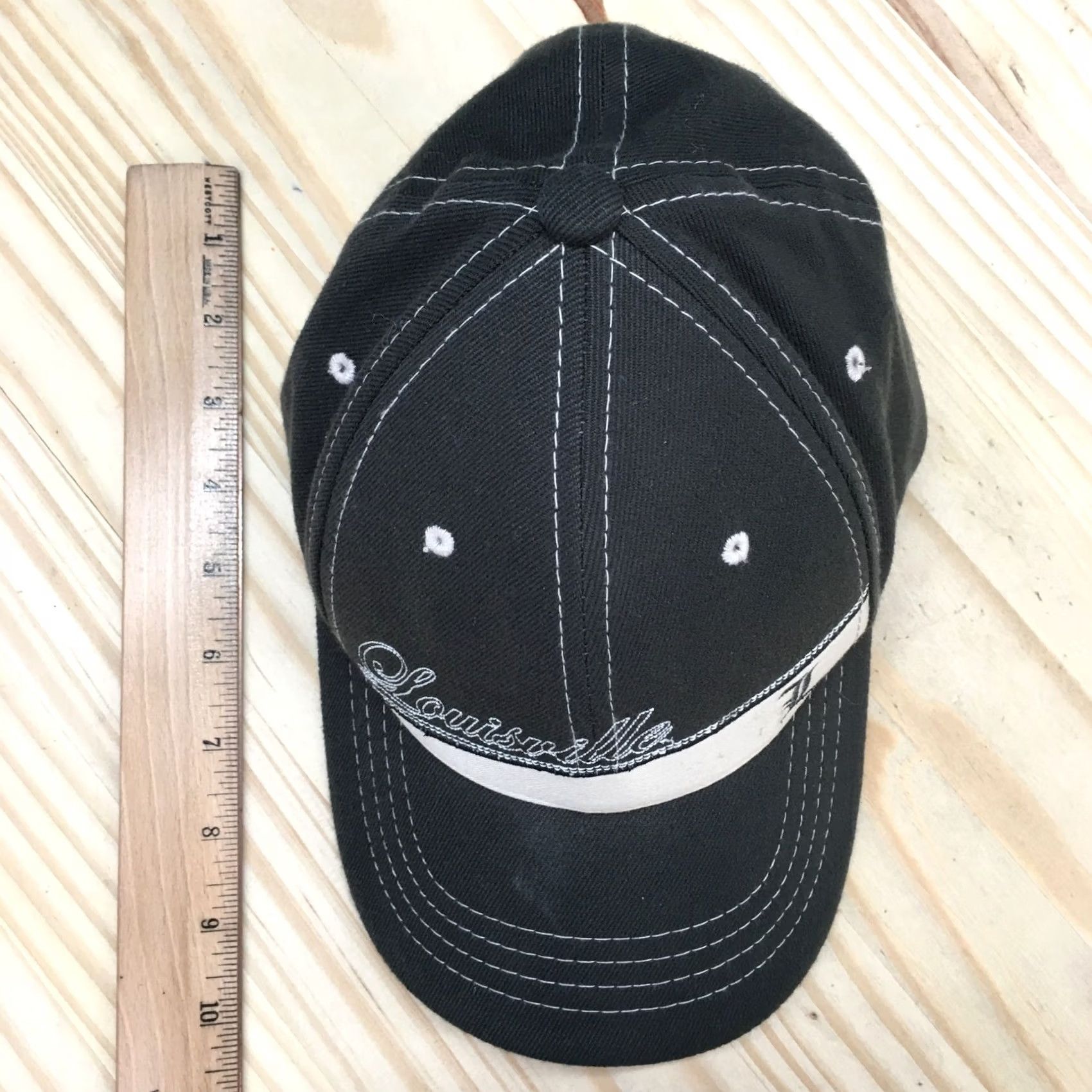 Zephyr LouisVille NCAA Fitted Cap Hat Mens M / L Gray White Zephyr Fit Contrast Stitch Baseball Cap Size ONE SIZE - 3 Thumbnail