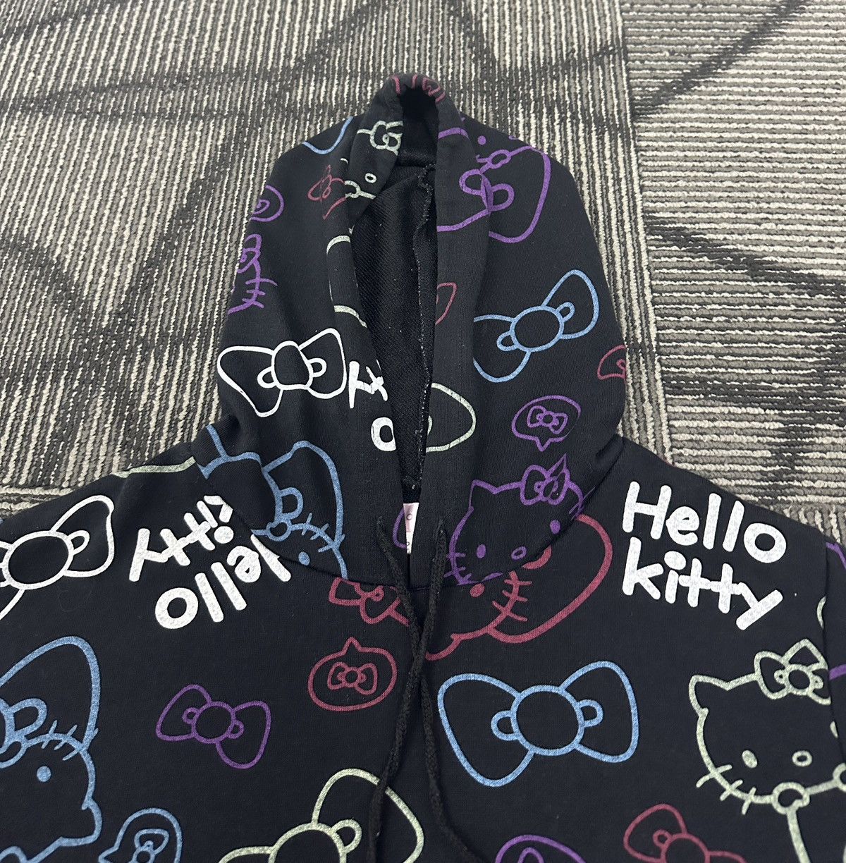 Cartoon Network OVP Sanrio Hello Kitty Hoodie Size US L / EU 52-54 / 3 - 4 Thumbnail