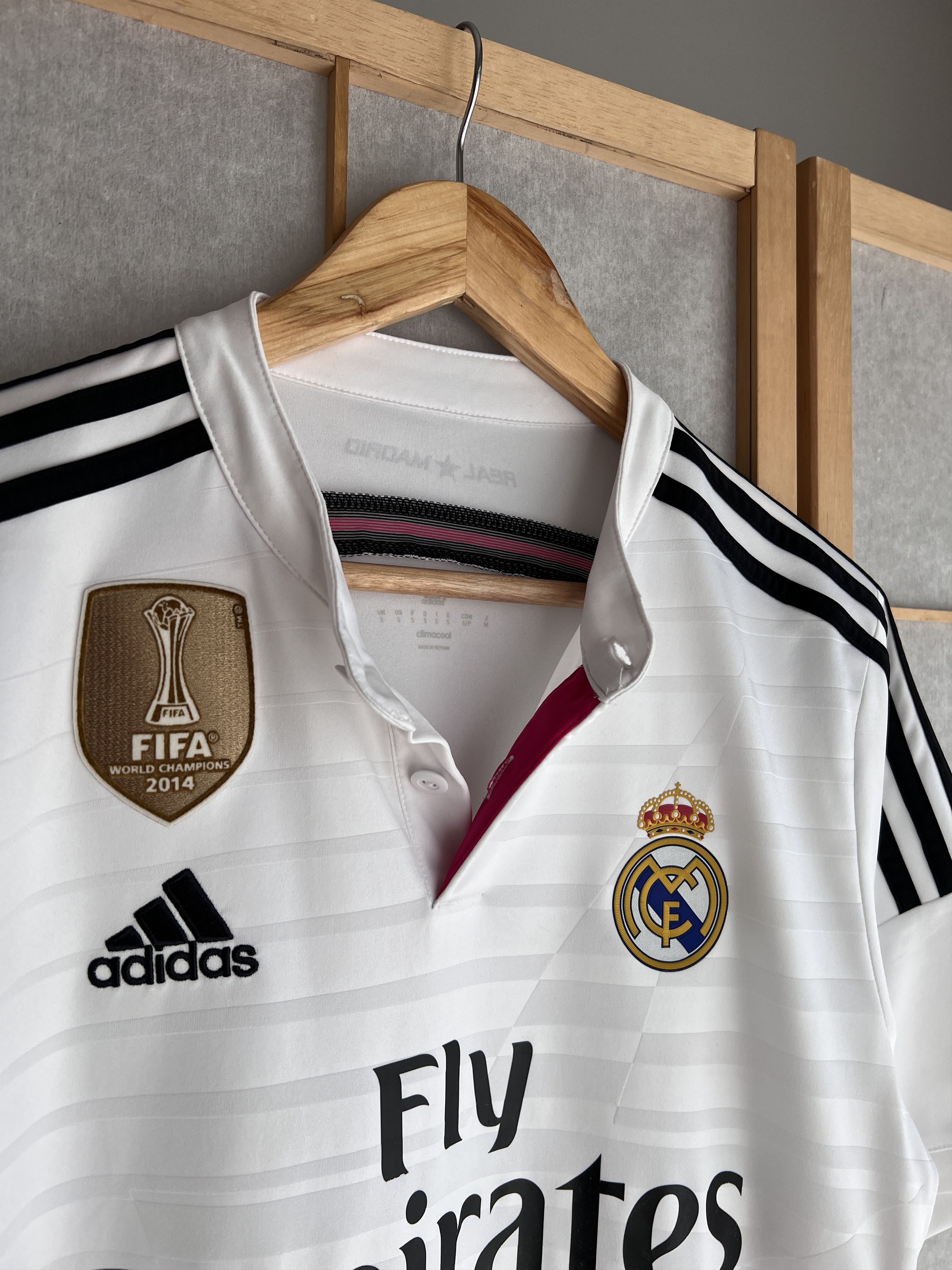 Adidas Adidas FC Real Madrid 2014 Home football shirt soccer jersey Size US S / EU 44-46 / 1 - 4 Thumbnail