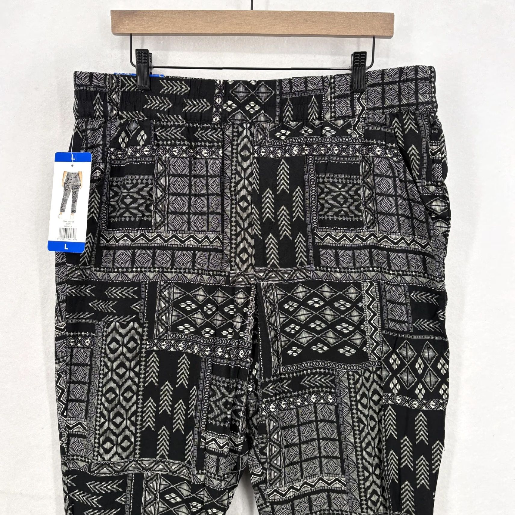 Jessica Simpson Jessica Simpson Pants Womens Large Black Tribal Geometric Pull On Ankle NWT Size 36" / US 14 / IT 50 - 2 Thumbnail