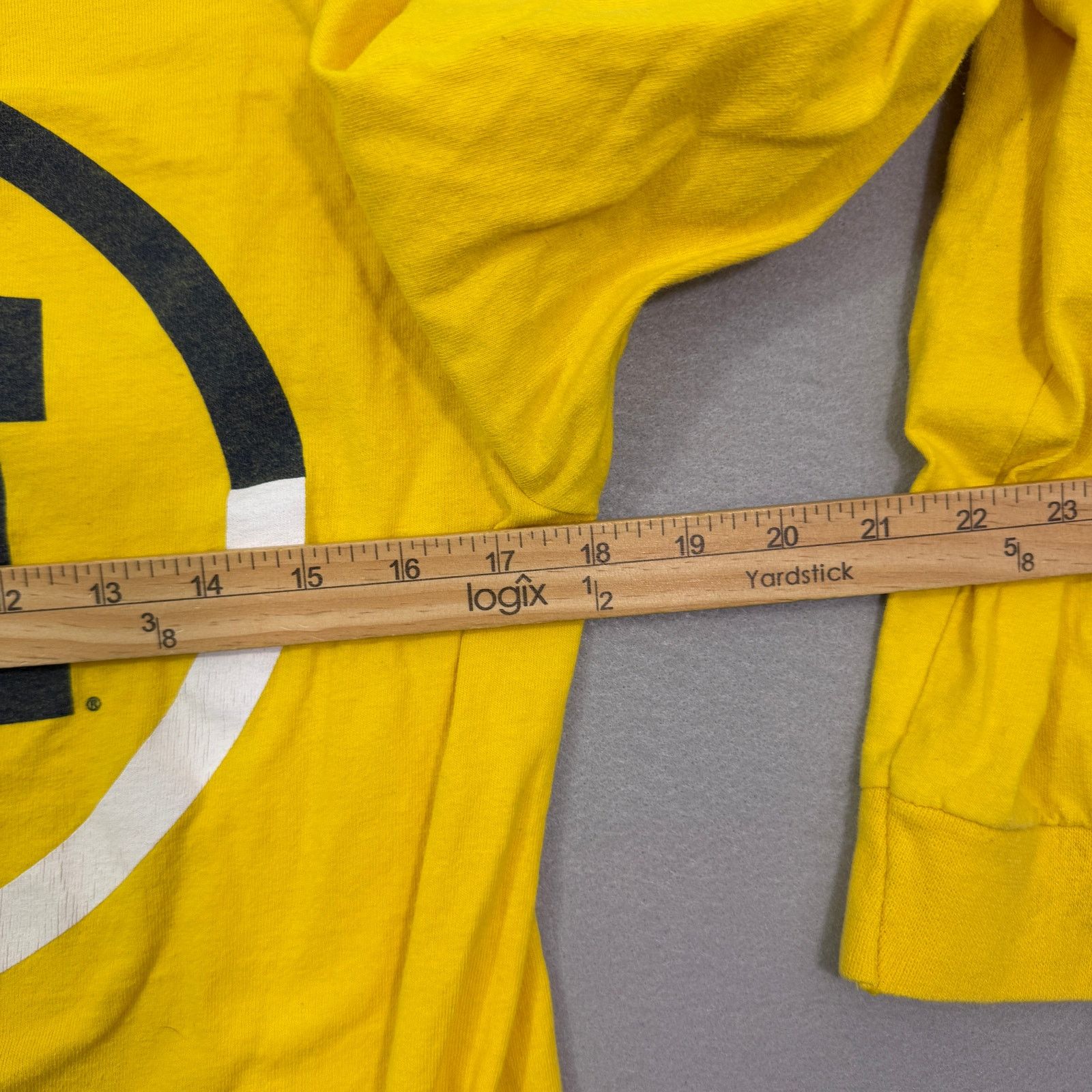 Nike Vintage Nike Michigan Wolverines Long Sleeve Shirt Medium Size US M / EU 48-50 / 2 - 9 Thumbnail