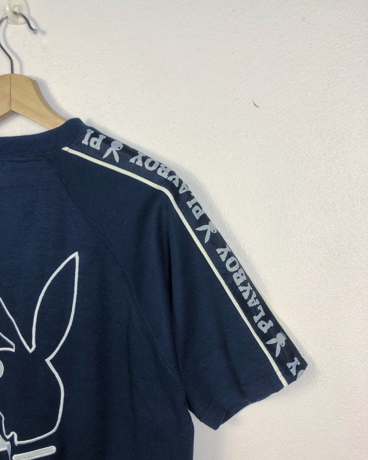 Playboy Rare Vintage Playboy Embroidered Big Logo Tee Size US M / EU 48-50 / 2 - 10 Thumbnail