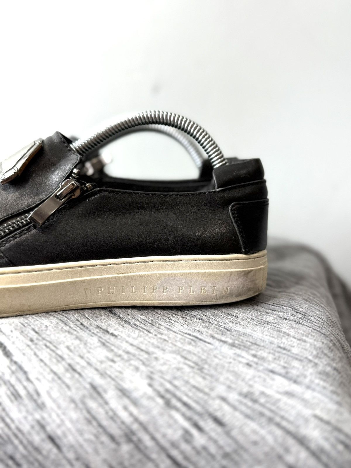Philipp Plein Philipp Plein Sneakers Low Top Sneakers Us6.5 39 size Size US 6.5 / EU 39-40 - 3 Thumbnail
