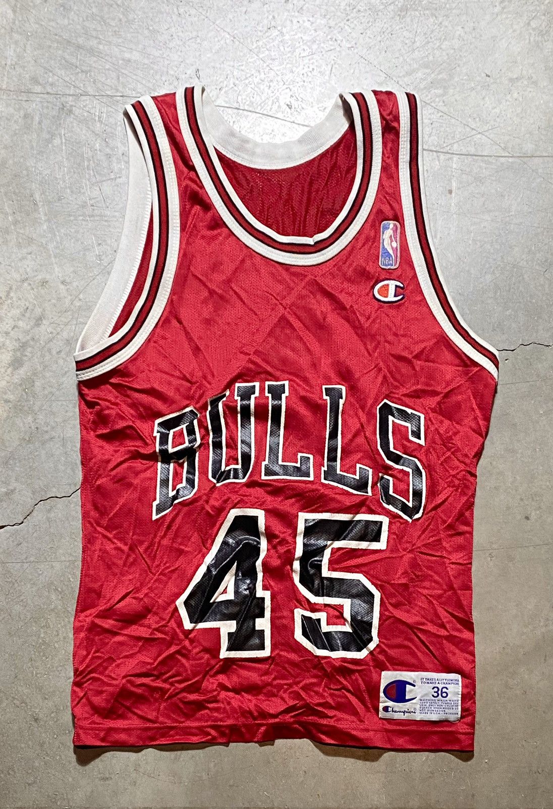 Vintage Champion Chicago Bulls Michael Jordan #45 sz 36