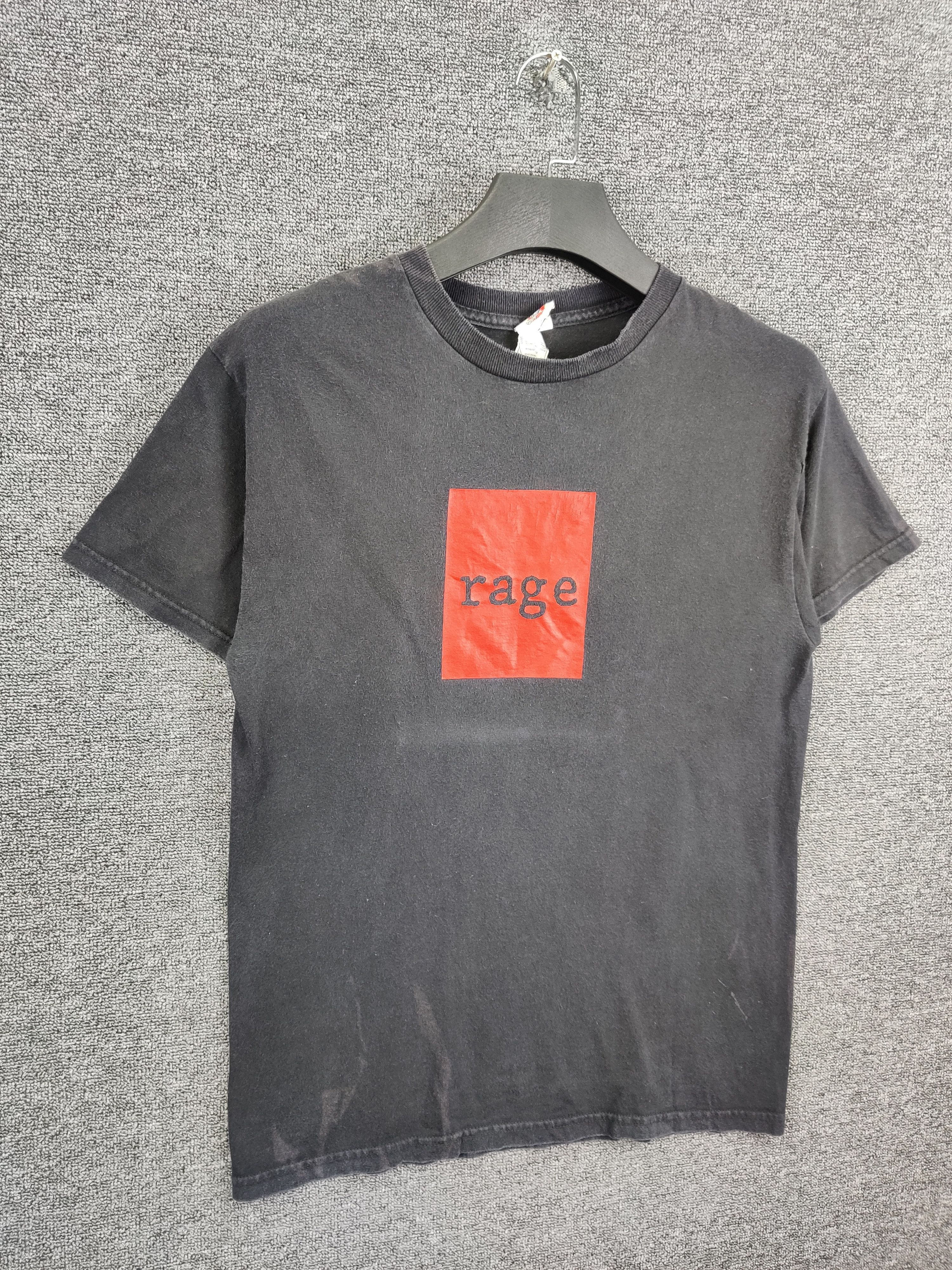 Band Tees Vintage Rage Against The Machine Guerilla Radio Tee Tshirt Size US M / EU 48-50 / 2 - 4 Thumbnail