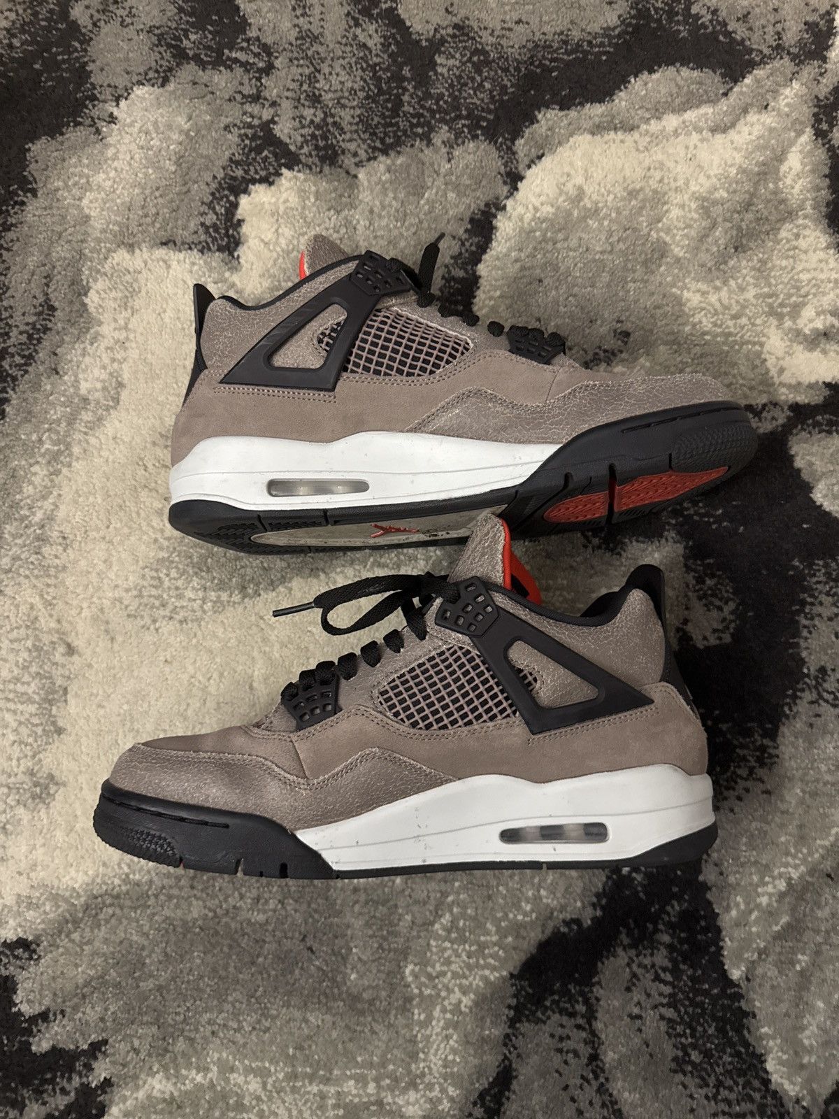Jordan Brand Air Jordan 4 ‘Taupe Haze’ Size US 10 / EU 43 - 2 Thumbnail
