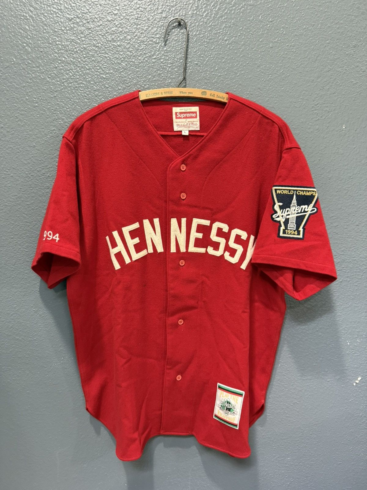イ*ケ様 Supreme 2006 Hennessy Mitchell&Ness 2006 Supreme Hennessy Mitchell & Ness Red Wool Jersey Large