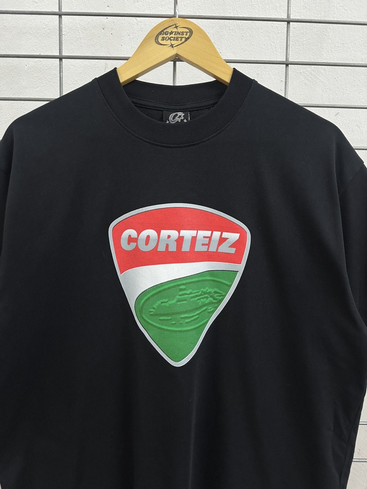 Corteiz Corteiz Shield Tee Ripped Off Ducati Size US M / EU 48-50 / 2 - 4 Thumbnail