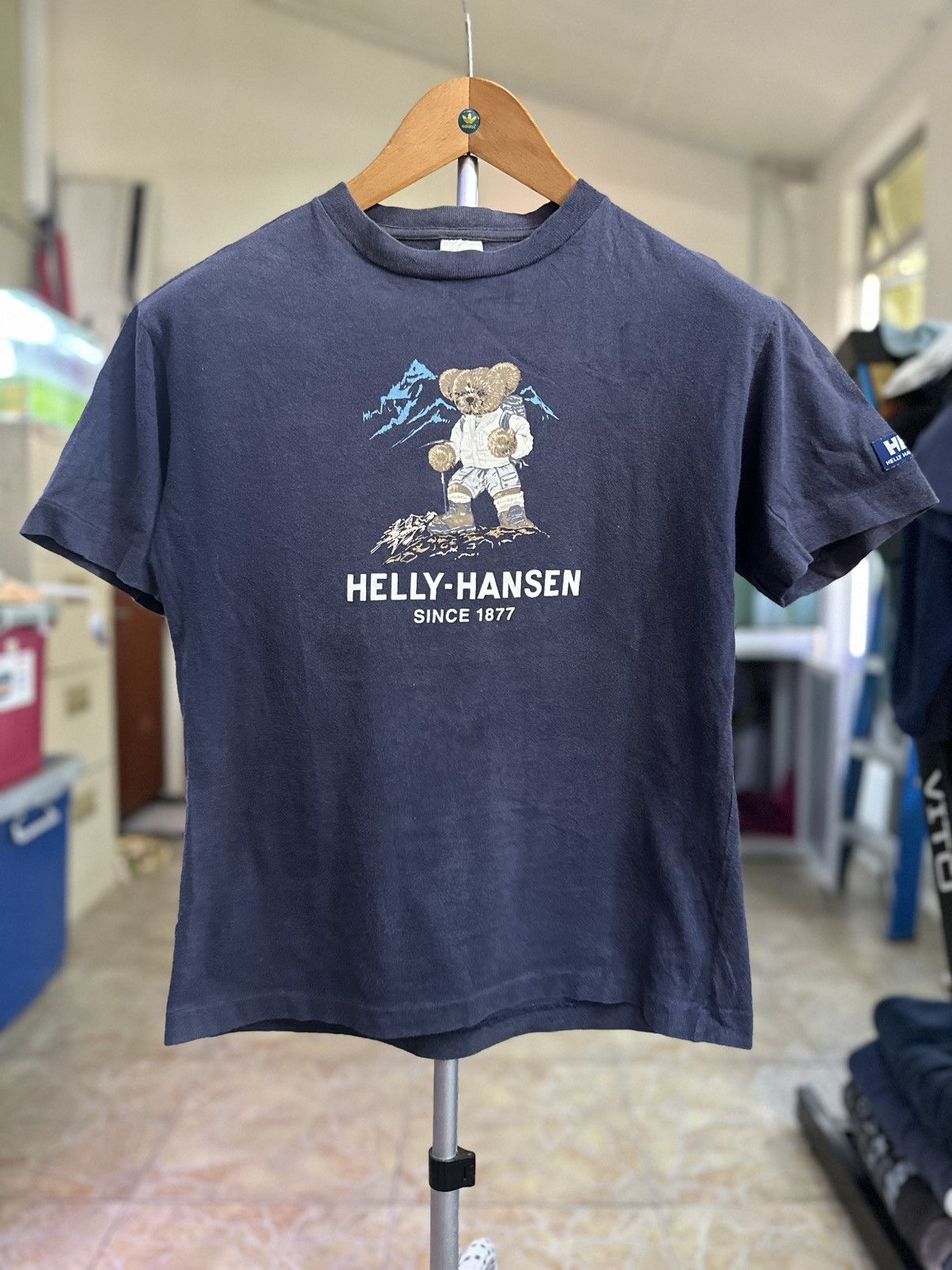 Helly Hansen Vintage helly hansen tshirt Size US S / EU 44-46 / 1 - 1 Thumbnail