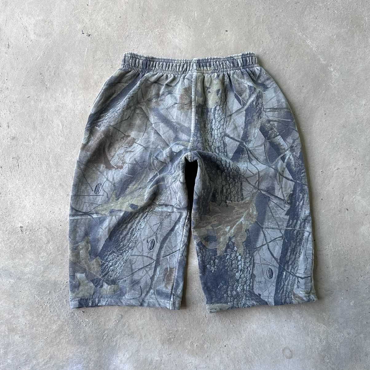 Carhartt × Wrangler (26-32x14.5) Crazy Vintage Y2K Realtree Camo Sweatpants Size US 26 / EU 42 - 3 Thumbnail