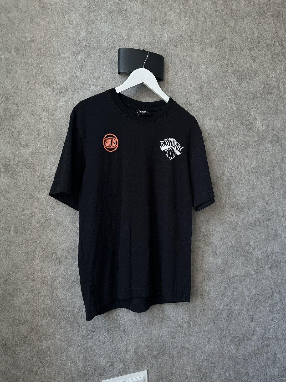 NBA KNICKS NEW YORK T SHIRT Size US M / EU 48-50 / 2 - 3 Thumbnail