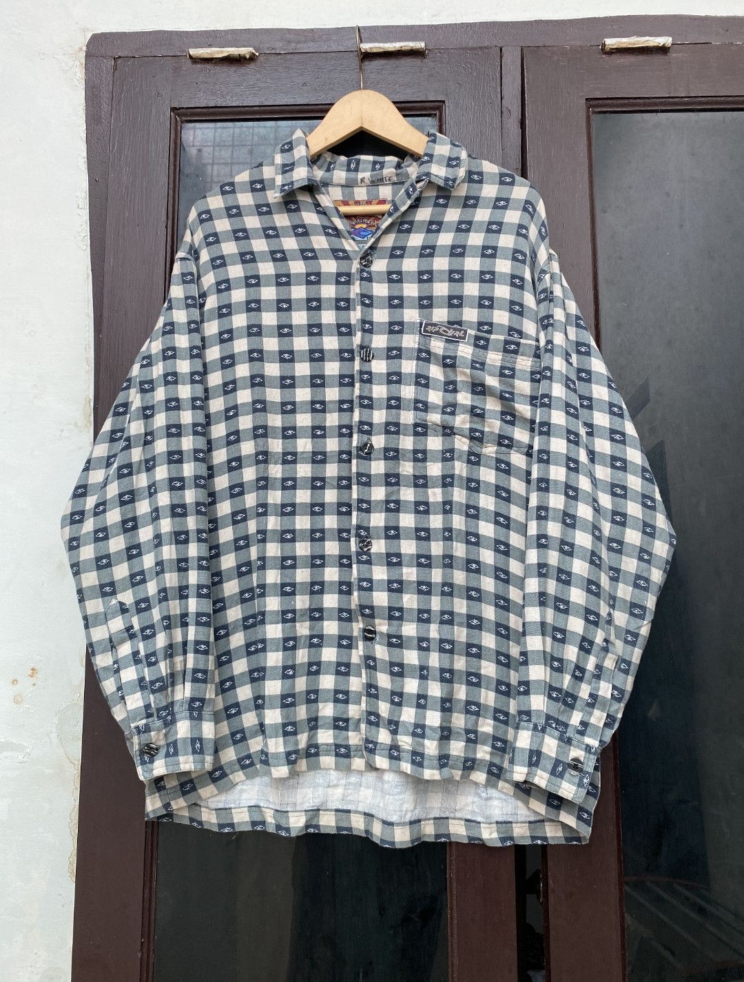 Rip Curl × Ripcurl × Vintage Vintage Rip Curl Flannel Printed Shirts Size US S / EU 44-46 / 1 - 2 Thumbnail