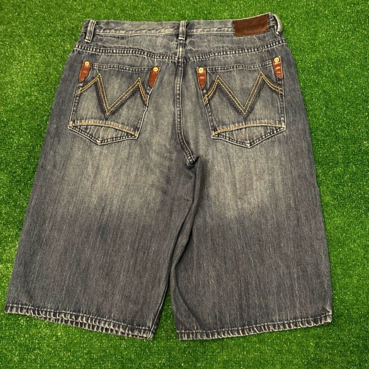 Sean John VINTAGE Sean John Baggy Hip Hop Skater Grunge Jorts Jeans Shorts Mens Sz 36 JNCO Skater Grunge Hip Hop Punk 90s MENS Size US 36 / EU 52 - 4 Thumbnail