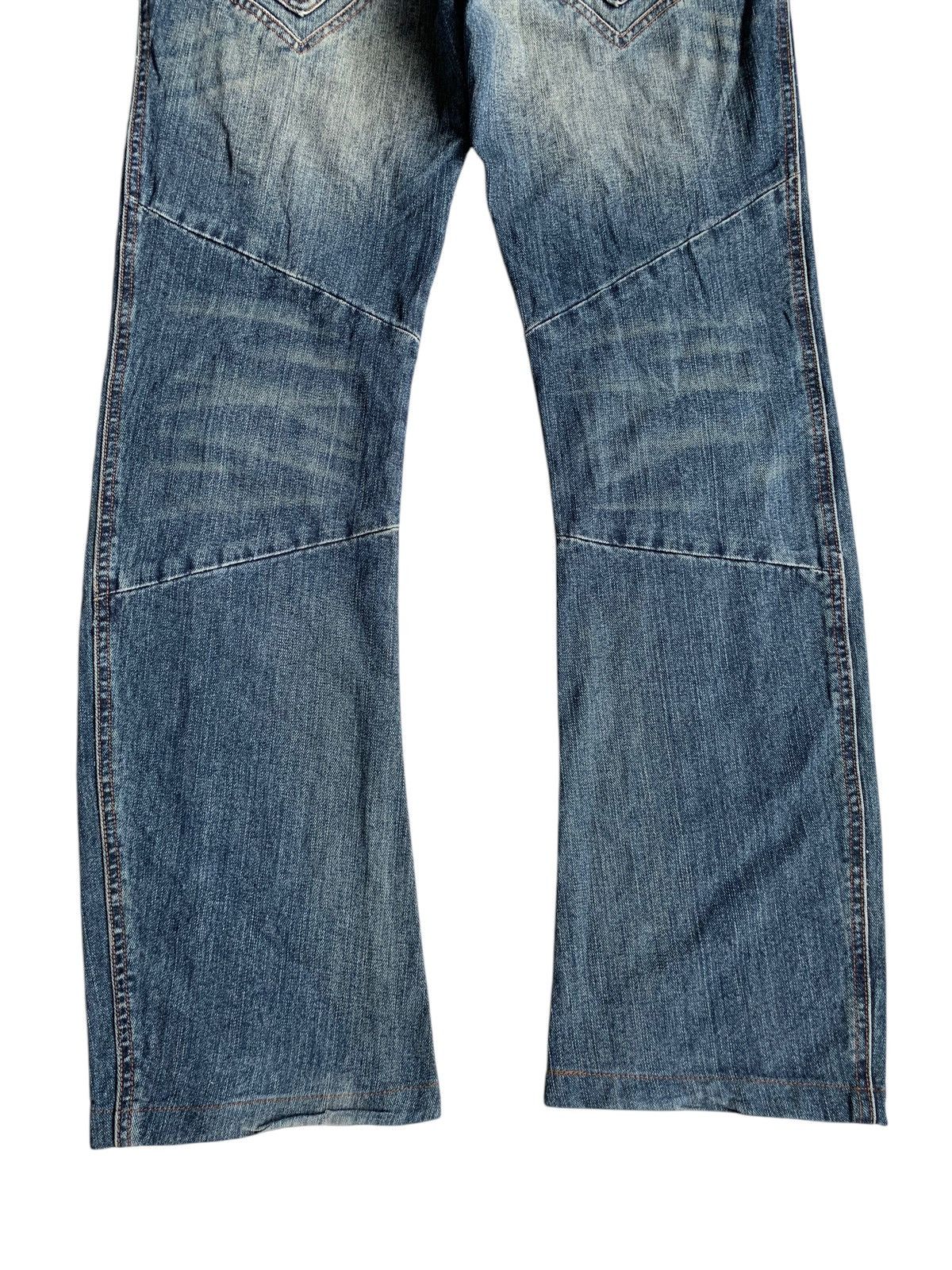 Tornado Mart FLARE💥 CROWN J JAPANESE PUNK STYLE DISTRESSED DENIM Size US 31 - 8 Thumbnail