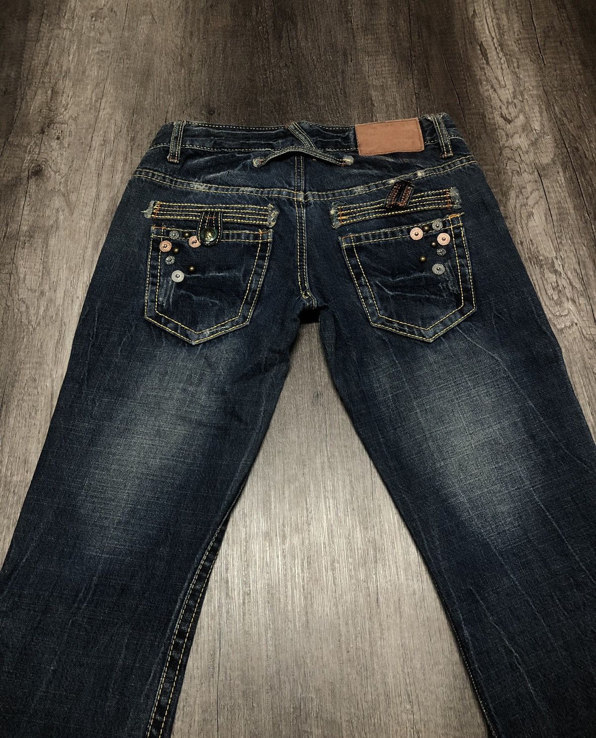 Japanese Brand × REEF Vintage Reef Flare Distressed Jeans (unisex) Size 29" - 7 Thumbnail