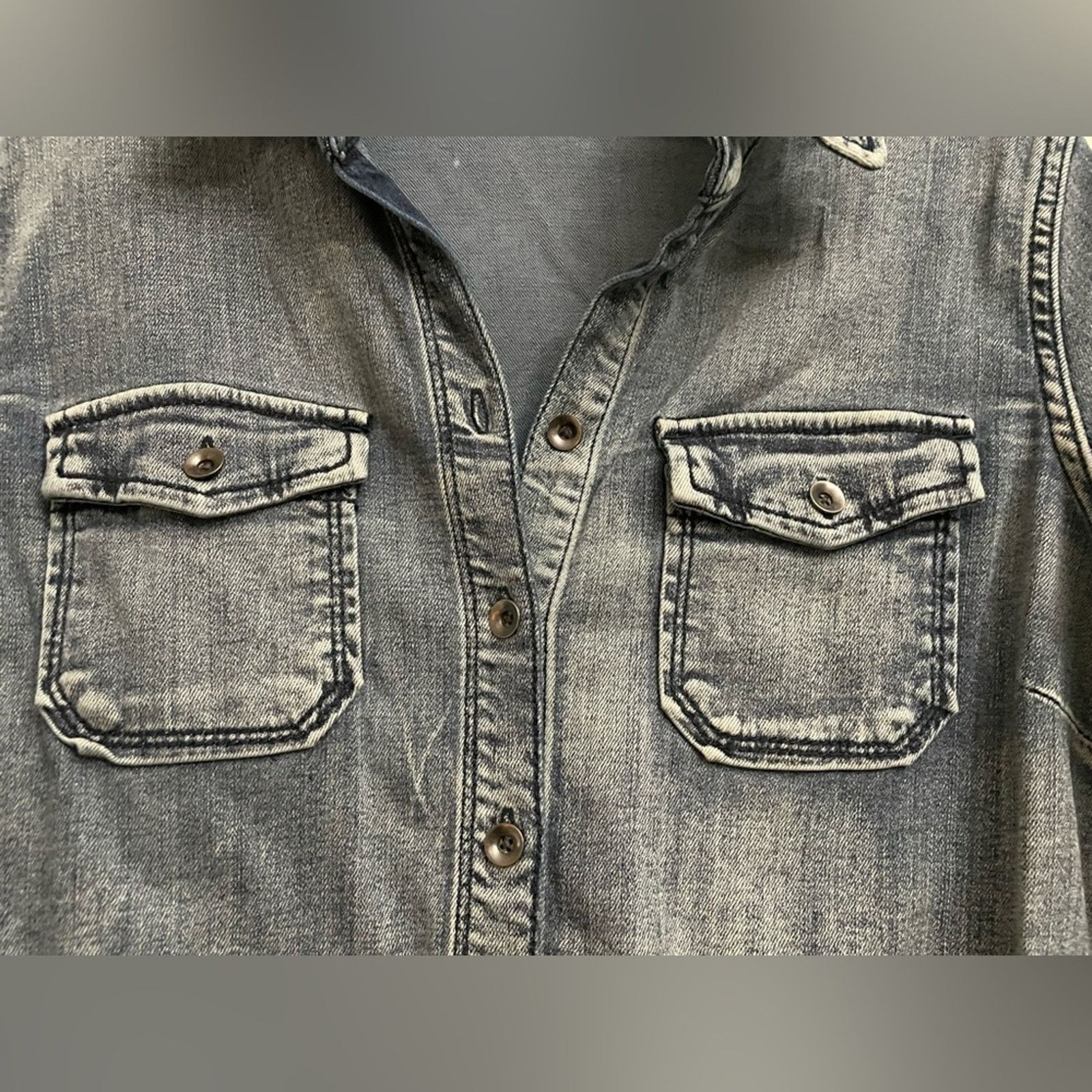 Coldwater Creek Cold water Creek Stretch Denim Button Shirt Petite Small Size S / US 4 / IT 40 - 6 Thumbnail