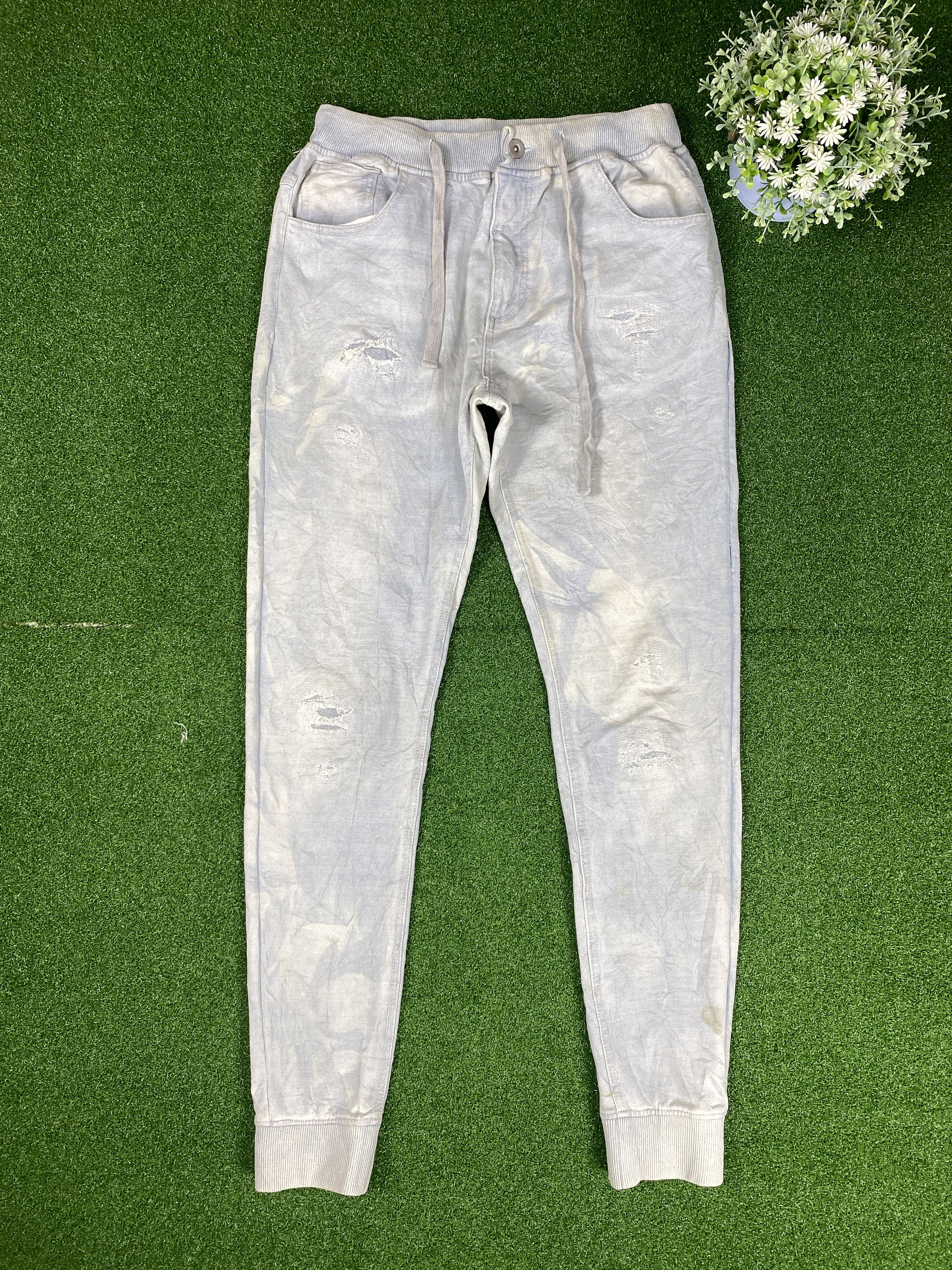 image of Vintage Roshell Distressed Pants in Light Blue Wash, Men's (Size 28)