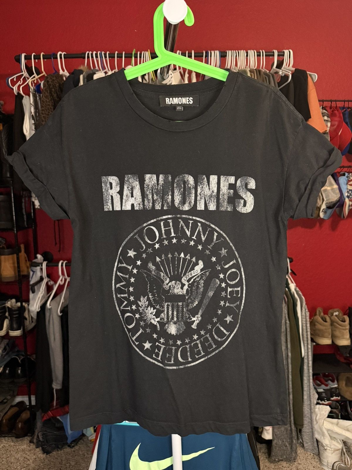 Vintage Vintage Distressed Ramones Tee Size US M / EU 48-50 / 2 - 1 Thumbnail