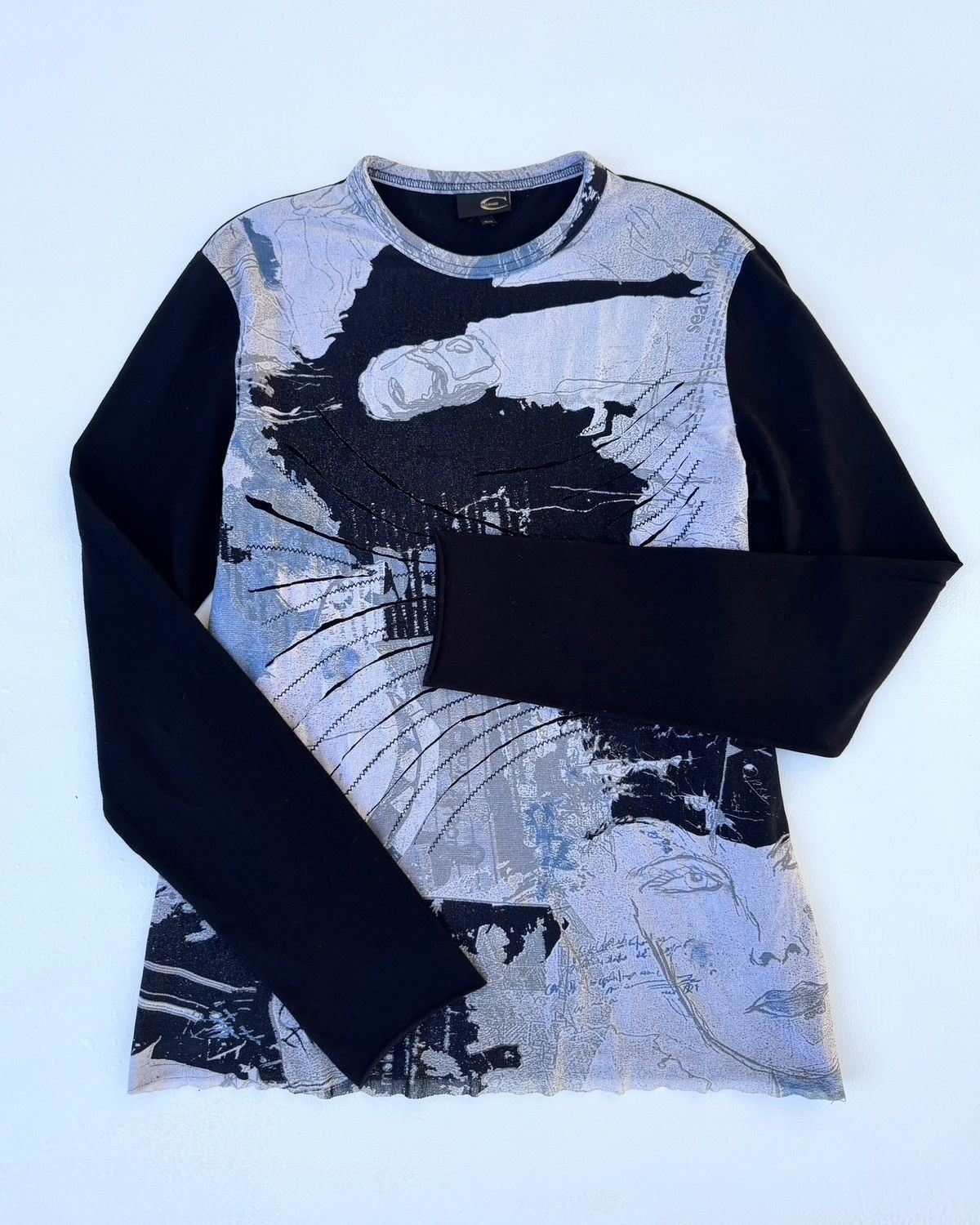 Roberto Cavalli Roberto Cavalli Art Printed Long Sleeves Tee Size US M / EU 48-50 / 2 - 1 Thumbnail